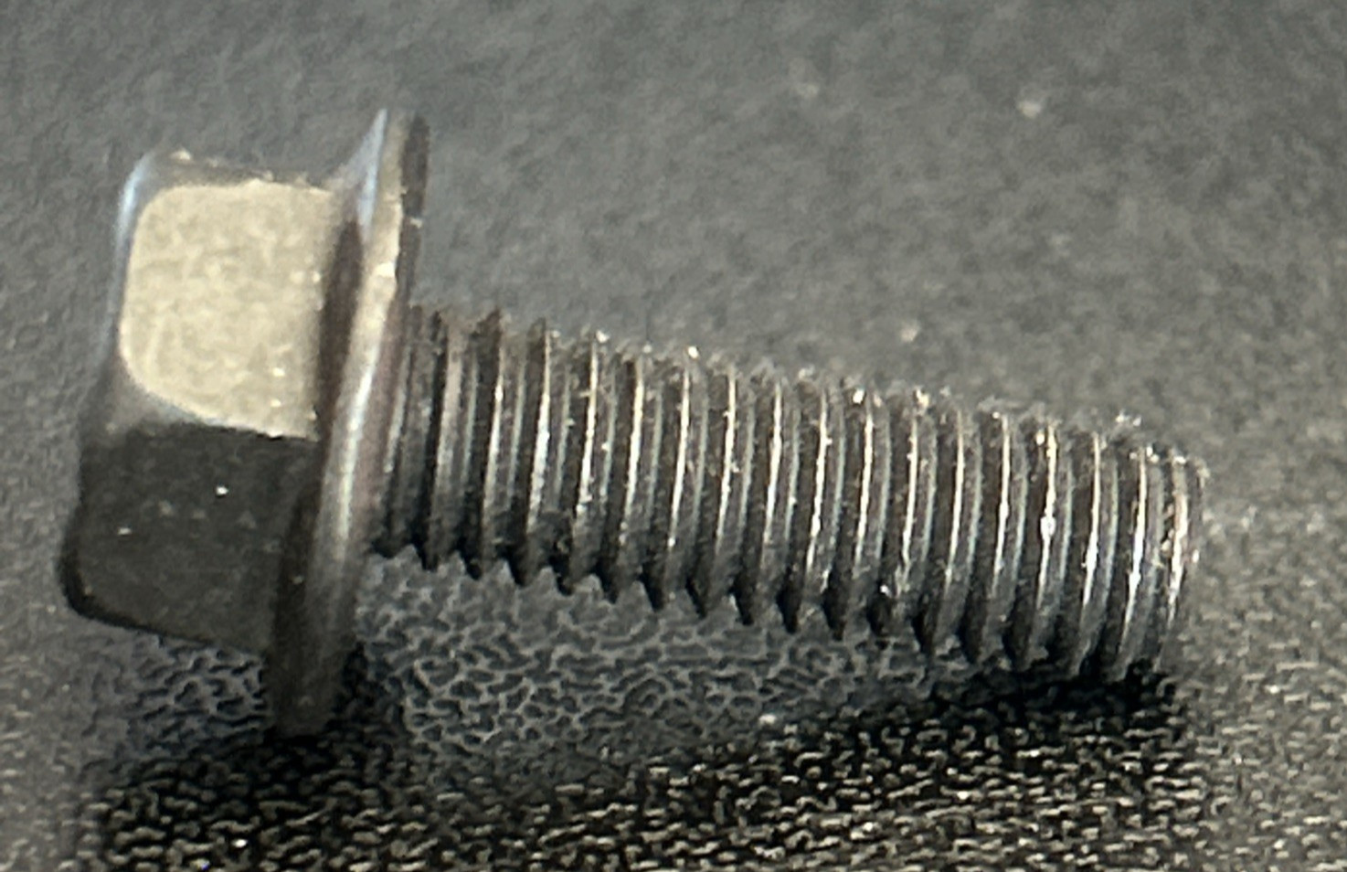 100qty M6 x 18mm Hex Flange Bolts Class 10.9 Black Oxide