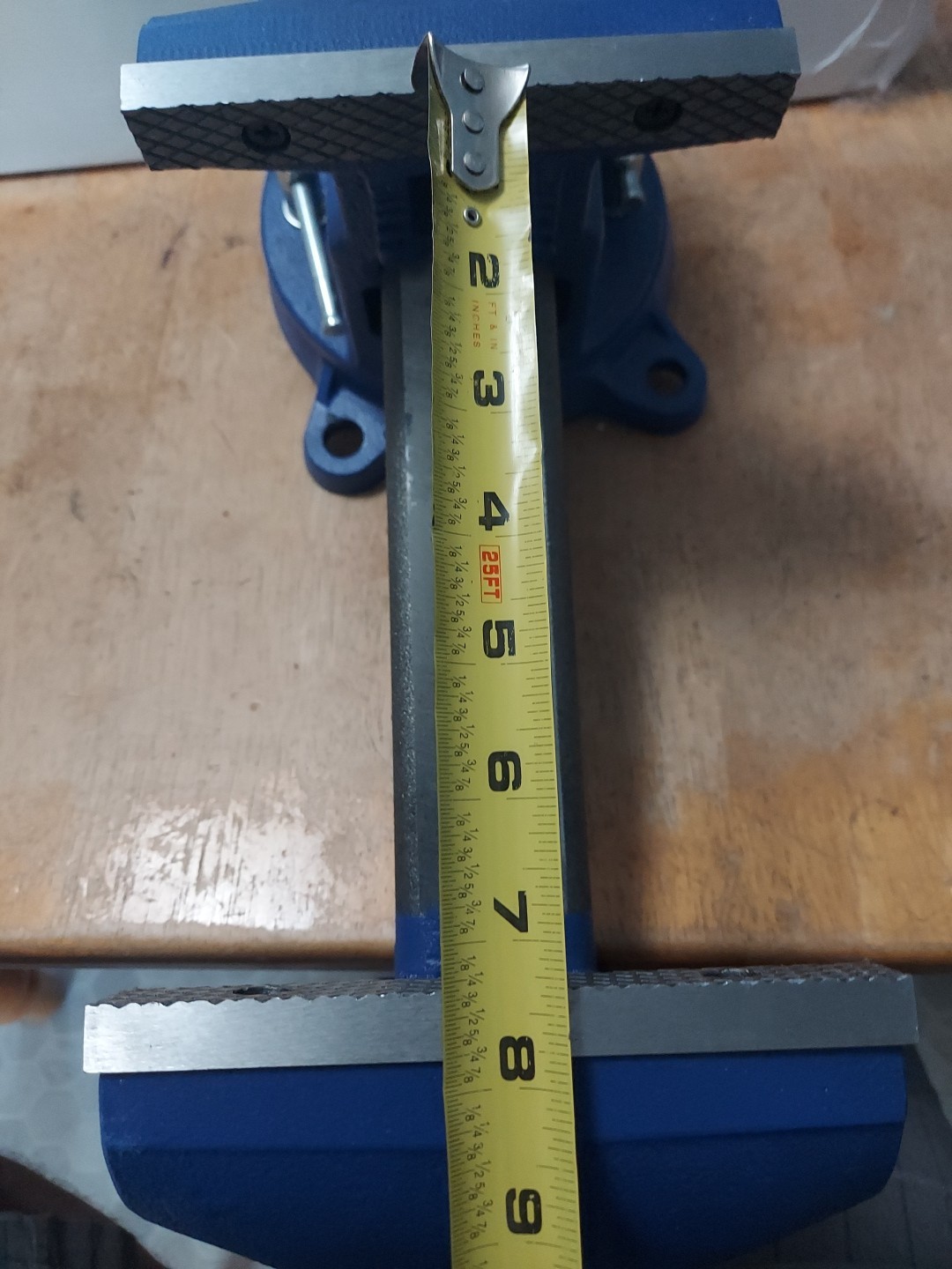 Bench Vise 6″ Jaws HD with Anvil Swivel Base NEW Open Box