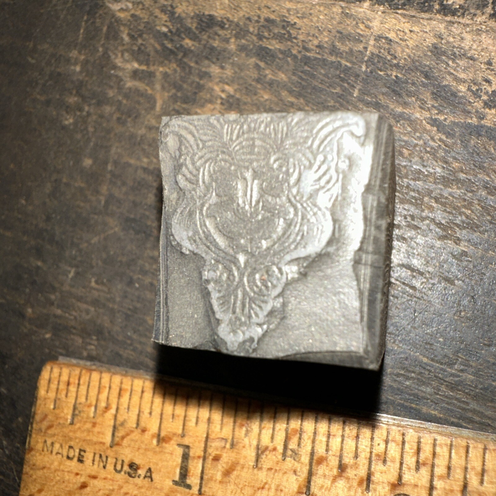 Print Block ( Smiling Face, Tribal Scene ) Lead Block