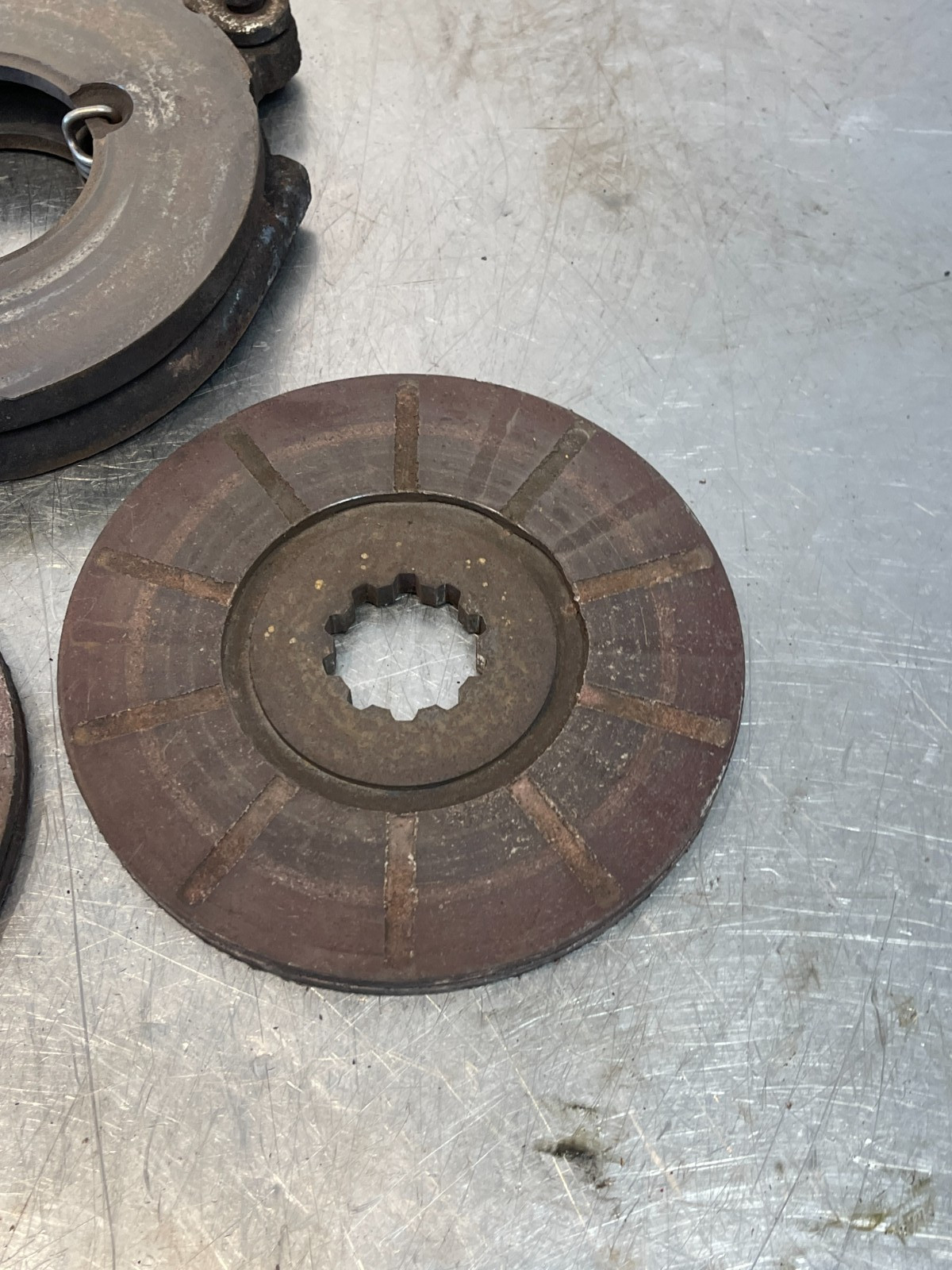 1967 International IH 444 Tractor Brake Actuator & Discs