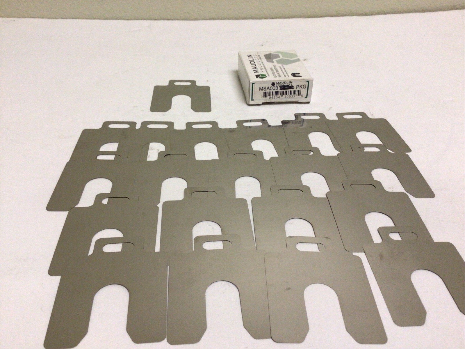NEW, (LOT OF 20) MAUDLIN PRODUCTS MSA003 A-2 X 2″ X 0.004″,20 PACK SLOTTED SHIM
