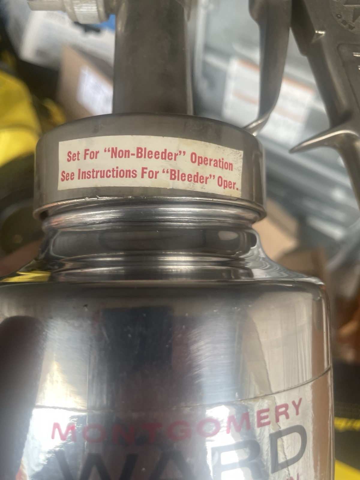 Vintage Montgomery Ward 3 Way Spray Gun