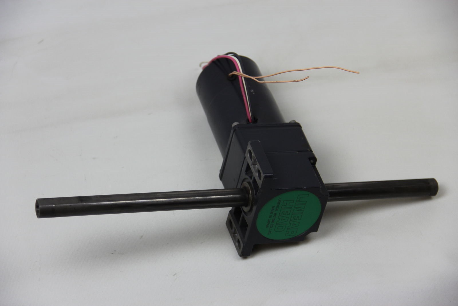 Oriental Motor 4RK25GN-CWM Magnetic Brake Motor with 4LF45N-4 Linear Head – USED