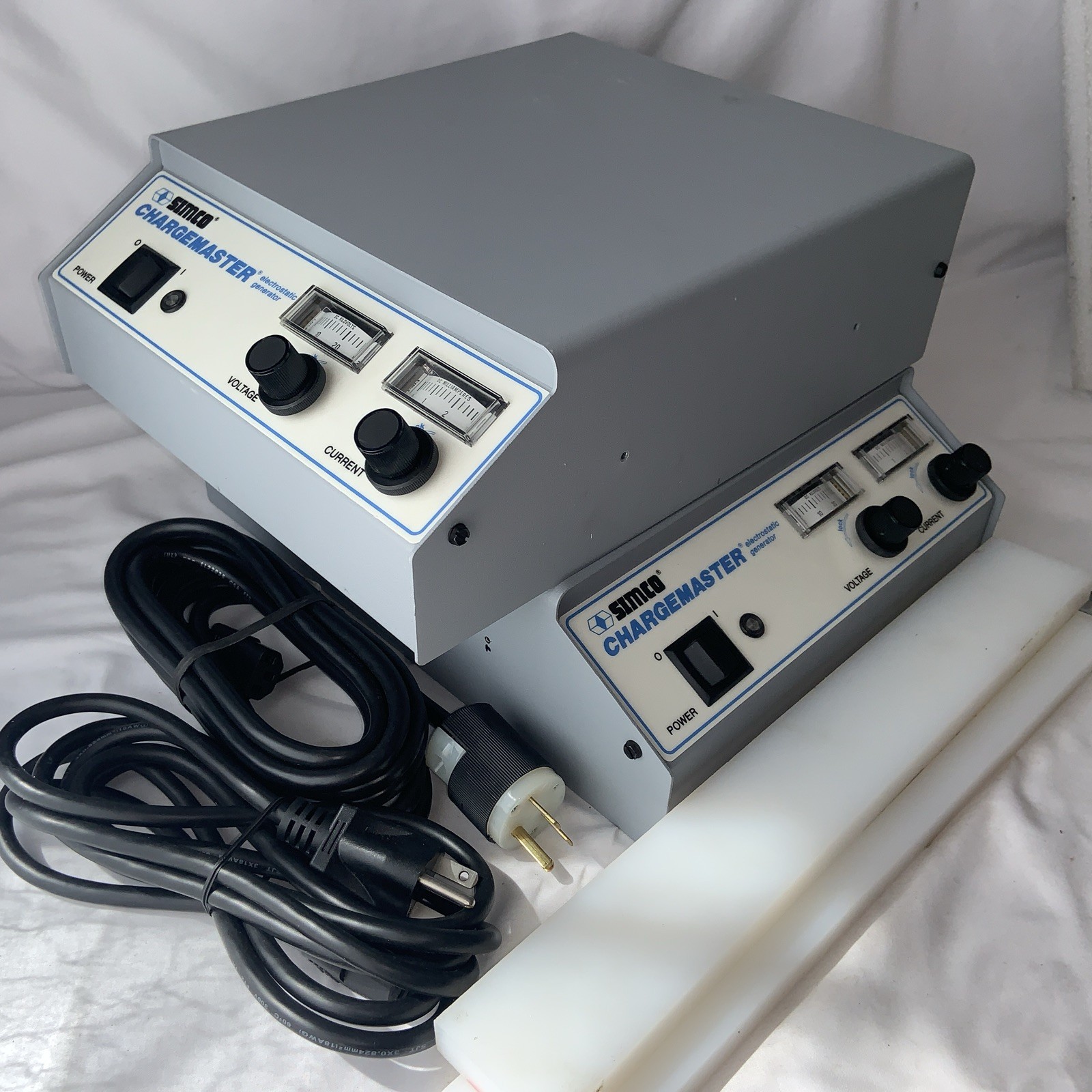 SIMCO CHARGEMASTER Electrostatic Generator CH25-N/CH25-P 230VAC 50/60HZ (2)