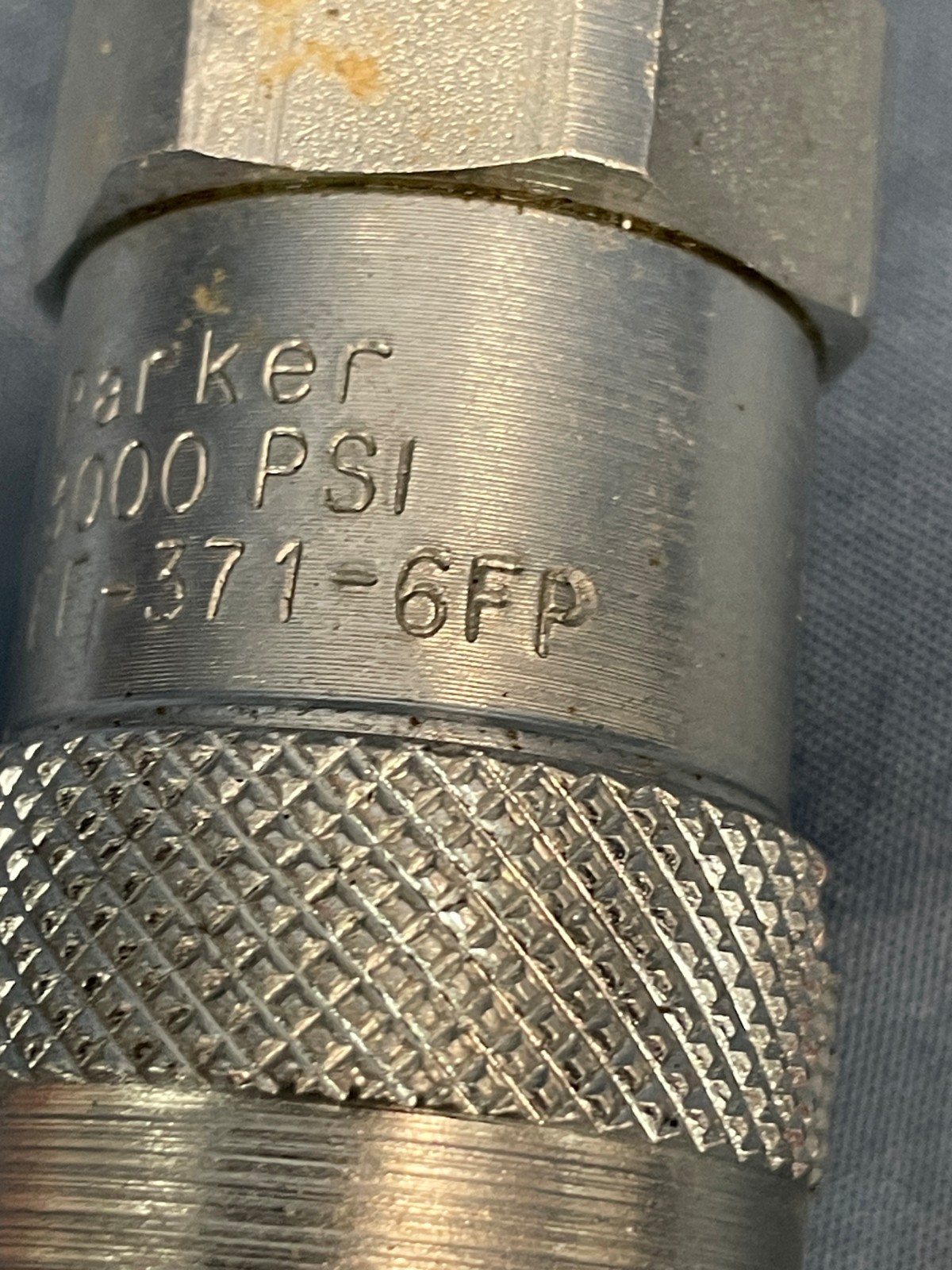 Parker FF-371-6FP Non-Spill Quick Disconnect Coupler 3000 PSI