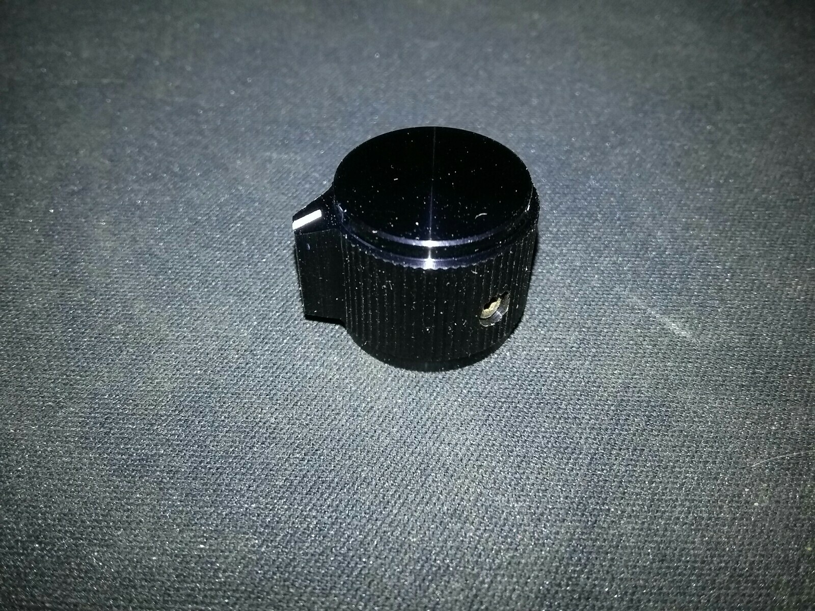 Alco Knob KPN-700B1/4 Black Anodized Aluminum 1/4 ” Shaft