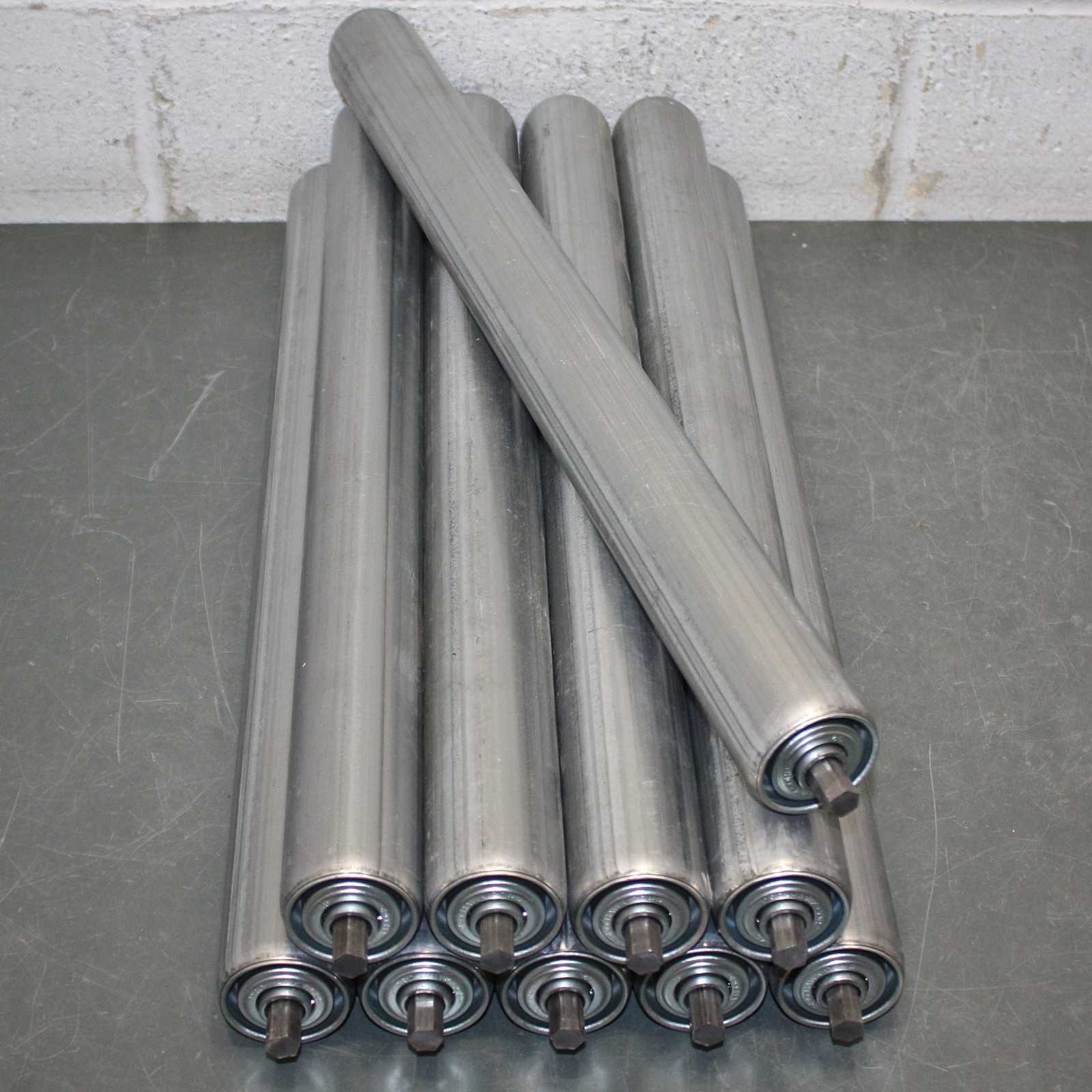(10) Pro Hawk Conveyor Belt Rollers, 1.9″ x 22″, Galvanized Steel, 7/16″ Axle