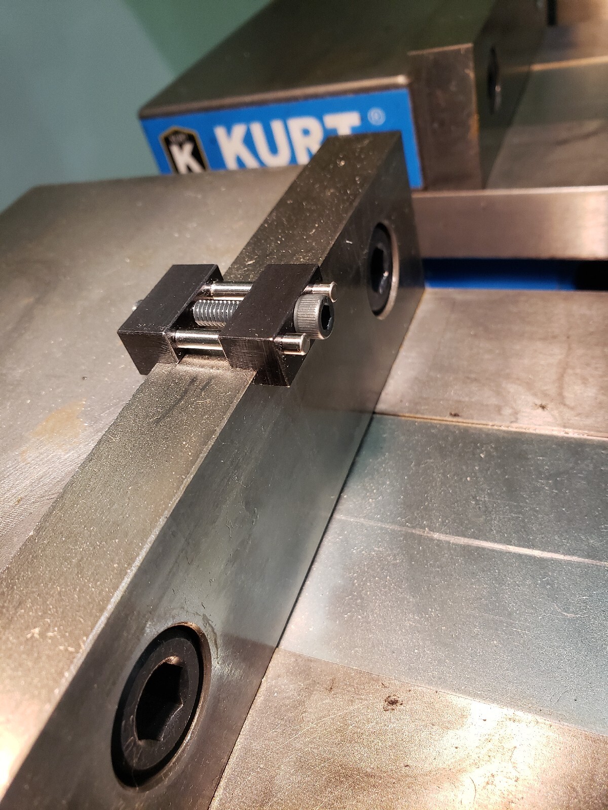 Set of 2 Vise jaw work stop locator for milling vises. Made in USA 3/8″ To 1″