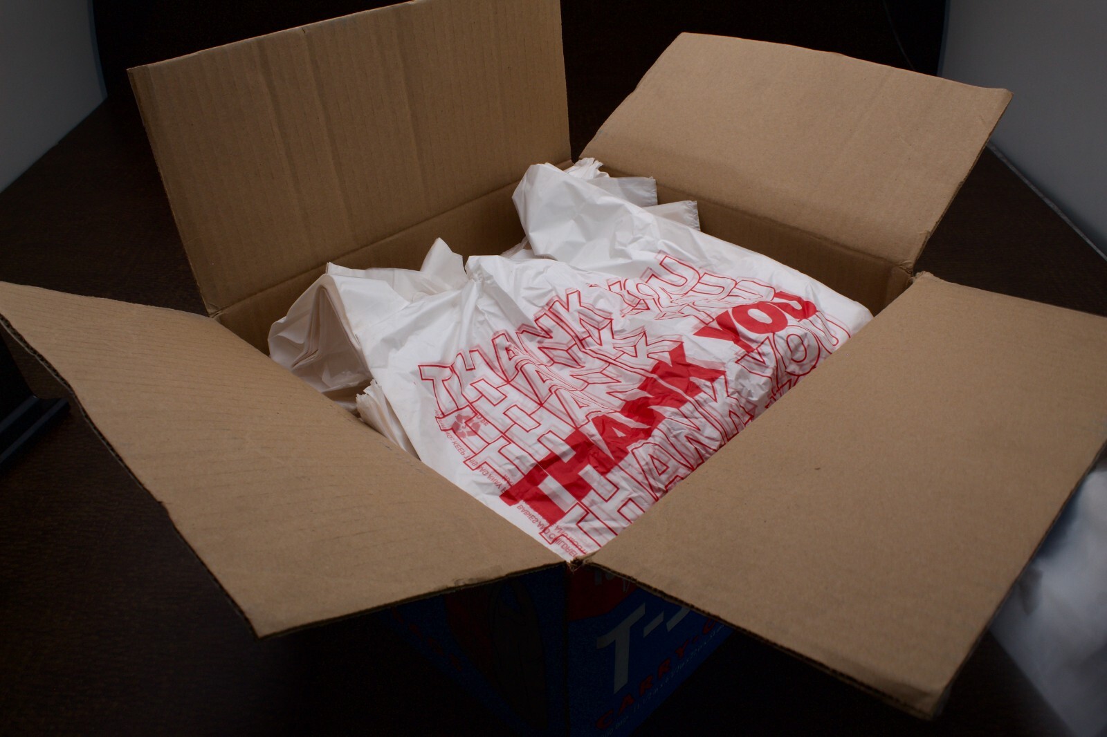 T-Shirt Carry-Out Bags, 11.5″ x 6.5″ x 22″ New Open Box Some Use