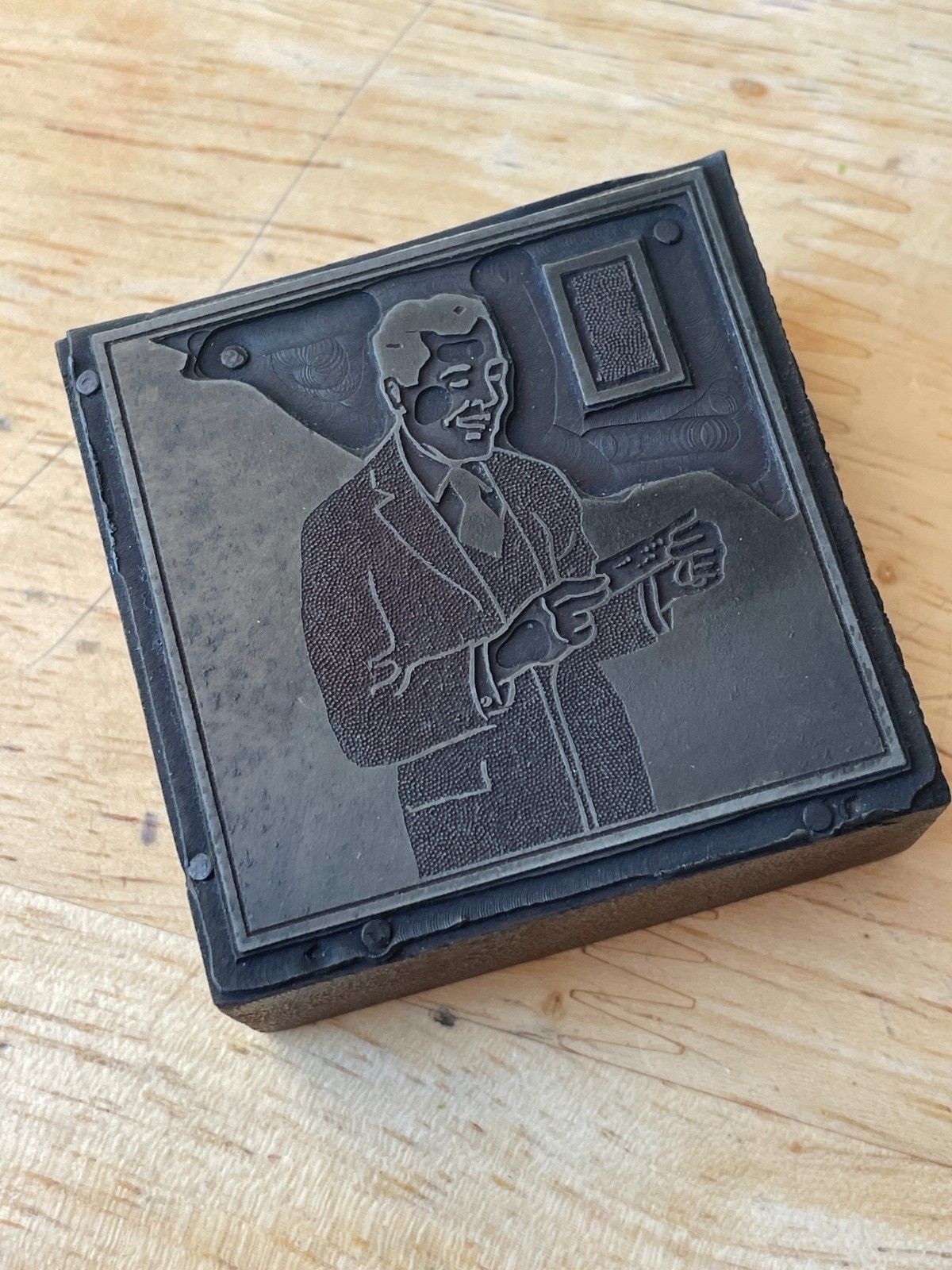 Printing Letterpress Printers Block Business Man Reading Note Letter (470)