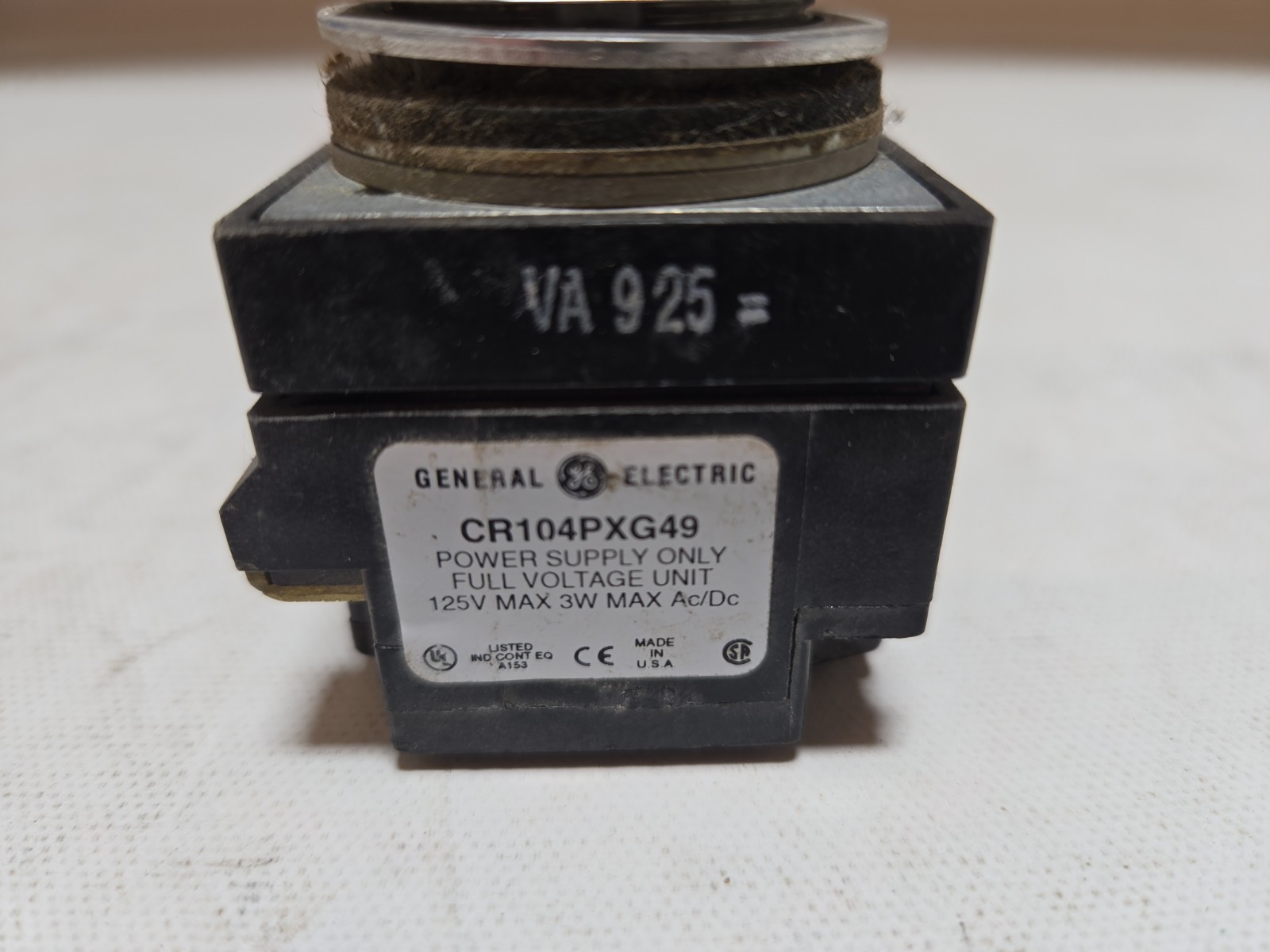1 Used??? General Electric CR104PXG49 Pilot Light w/Red Cap, 125V Max, 3W Max