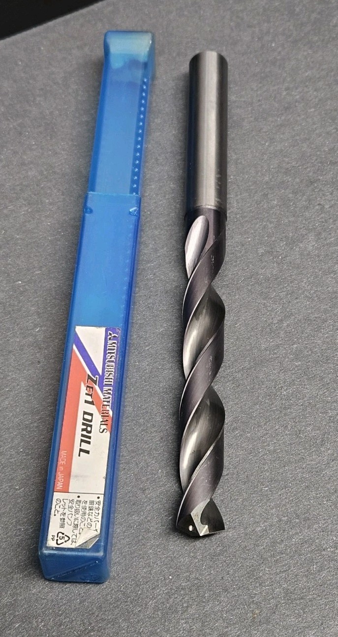 Mitsubishi 31/64″ Solid Carbide Drill ½” Sh. Coolant Th. MZS04844LB Resharpened