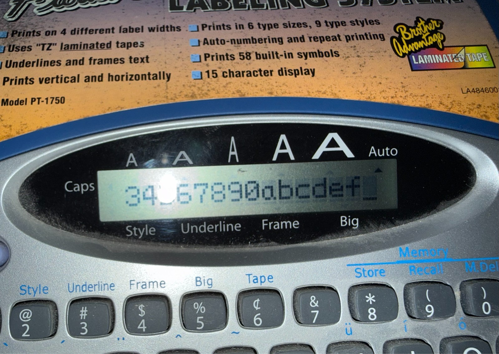 BROTHERS P-KTOUCH 1750 LABEL MAKER, BATTERY OR AC ADAPTER, WORKING