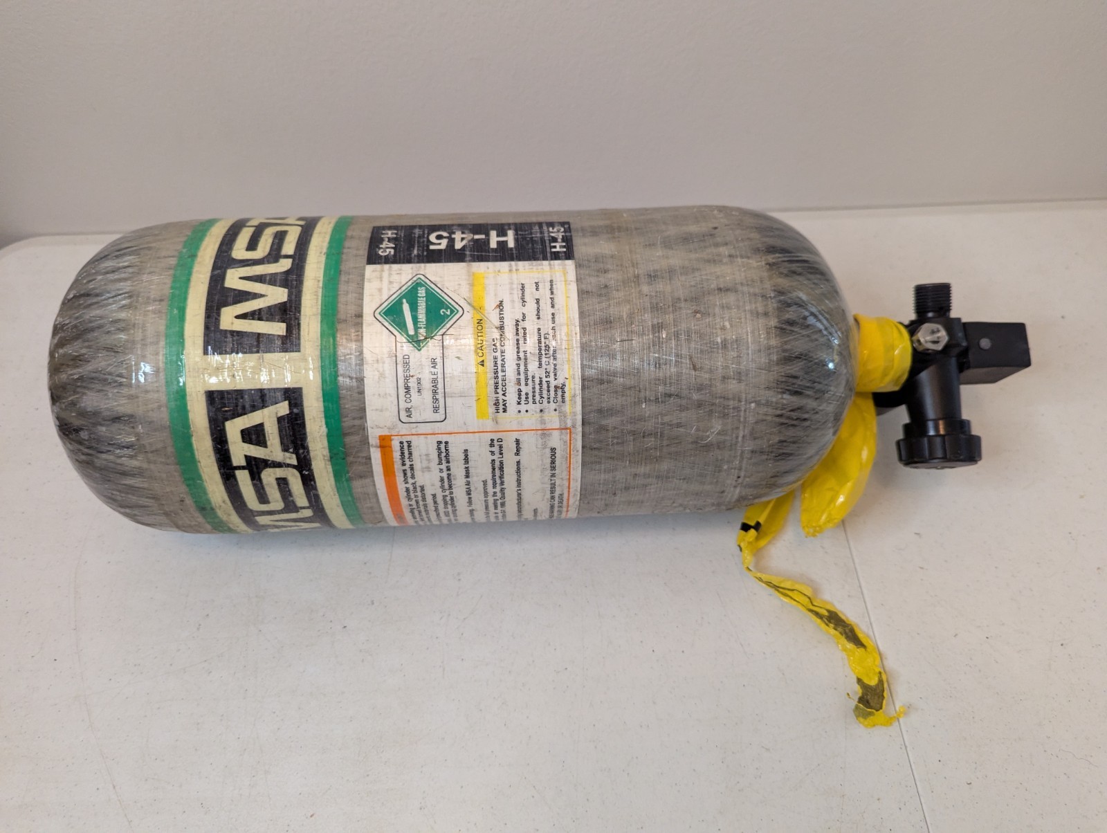 MSA H-45 TC-SU 5303-310 CARBON FIBER BREATHING AIR CYLINDER TANK 300BAR ~2014