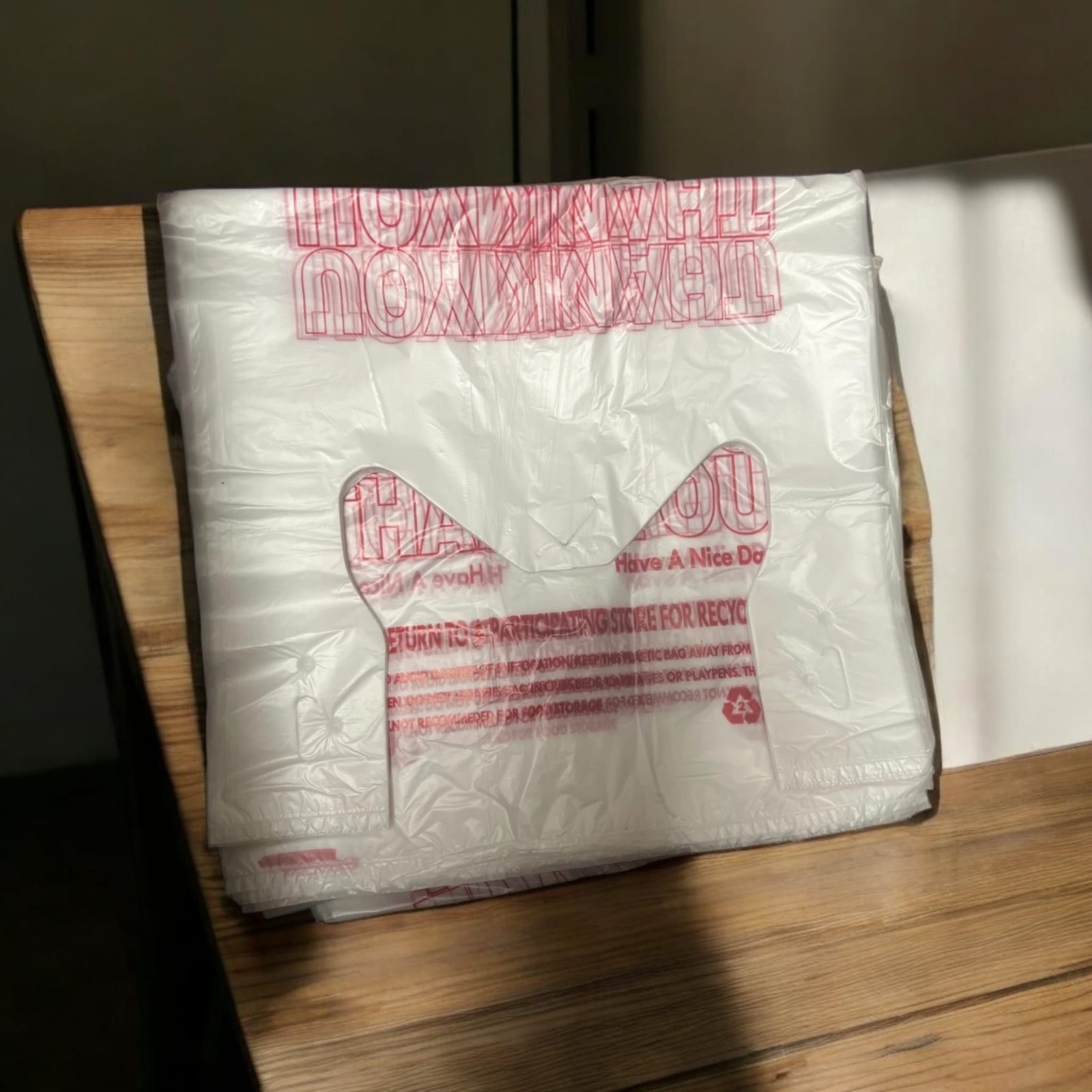 Thank You T-Shirt Carry-Out Bags Disposable Plastic Bags with Handles 1/6 Barrel