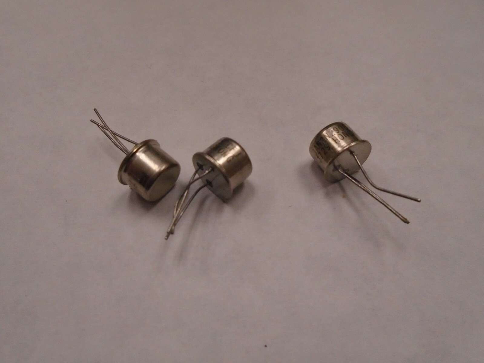 3 PCS. JAN2N2905 CFJ TRANSISTORS MADE IN HONG KONG A480