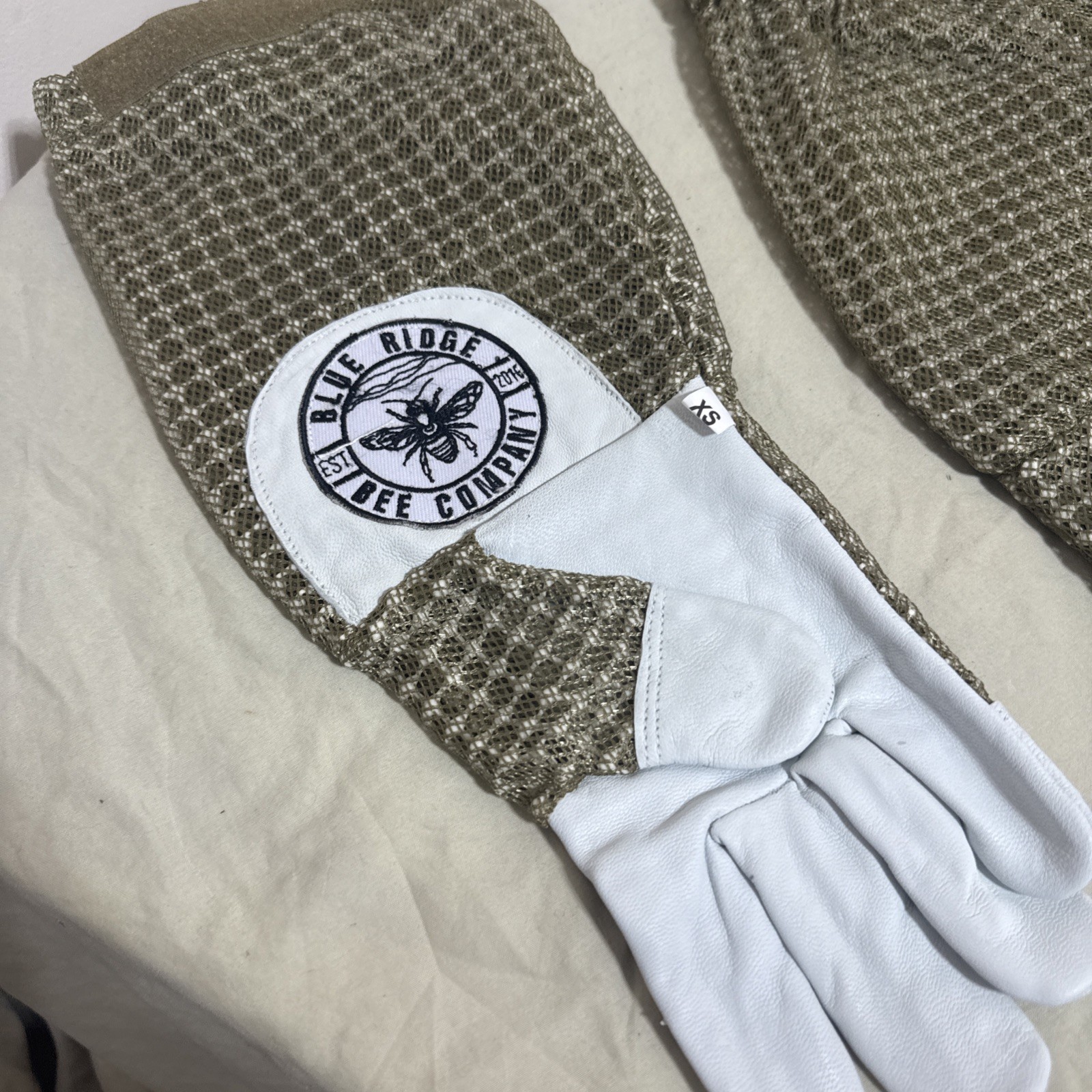 Honey Bee Vented Hand Glove Goat Skin Brown Short XSMALL 3 Layer Protection USA!