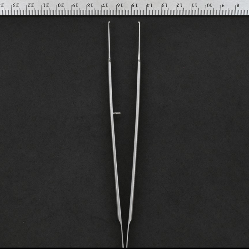 Aesculap BD662R Gerald Tissue Forceps Delicate 1×2 Teeth Straight 6 7/8 in