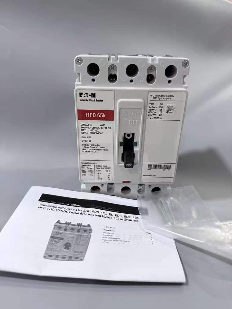 1PC New For Eaton HFD3200 3P 200A 600V 65kAIC Circuit Breaker