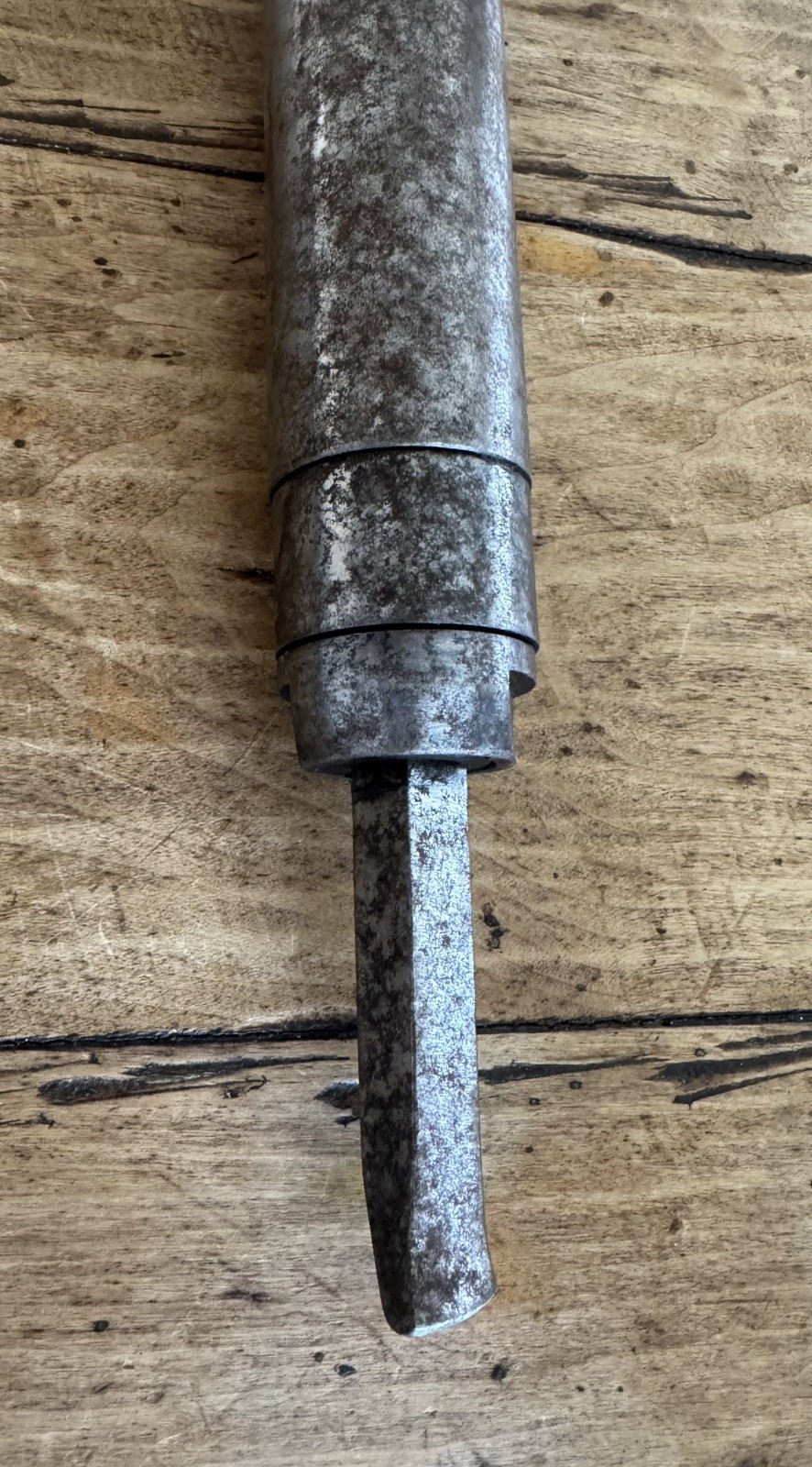 Vintage Pneumatic Air Hammer Needle Scaler Chisel Rust Removal Tool