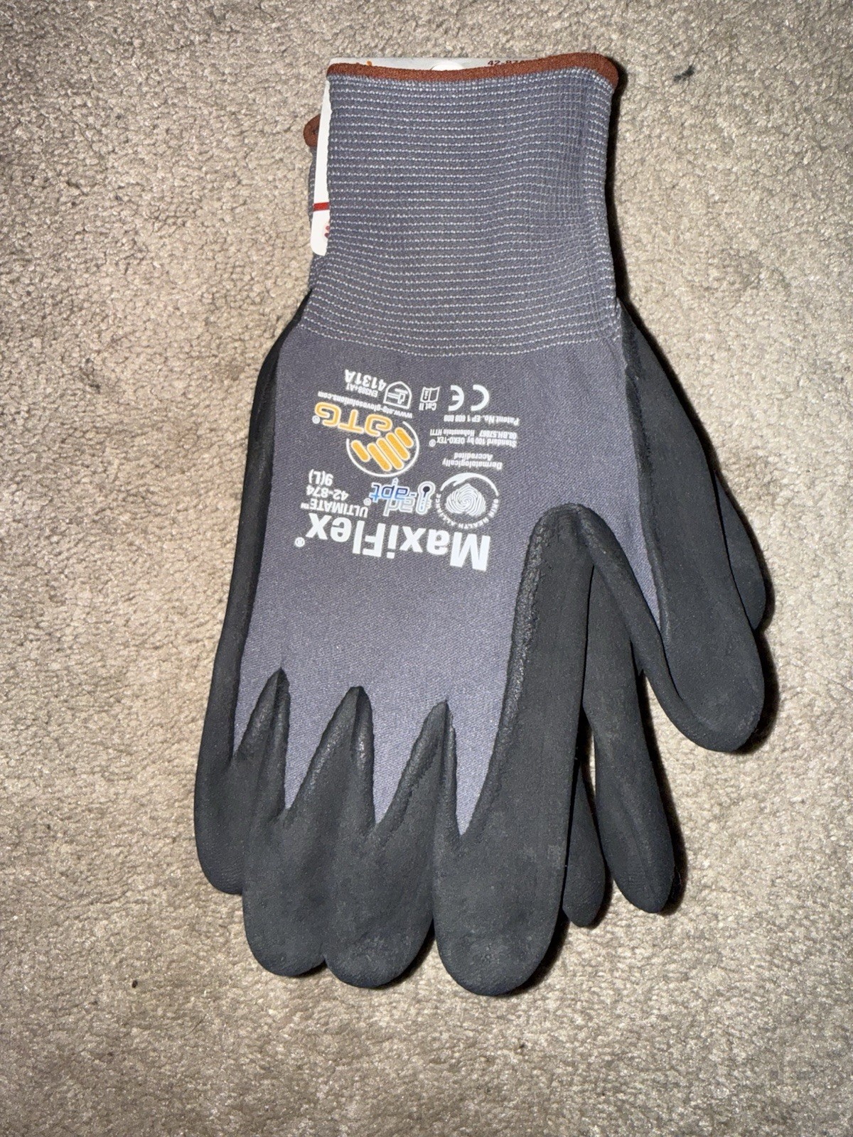 MaxiFlex Ultimate Large Gray Nitrile-Coated Outdoor & Work Gloves 2-PAIRS