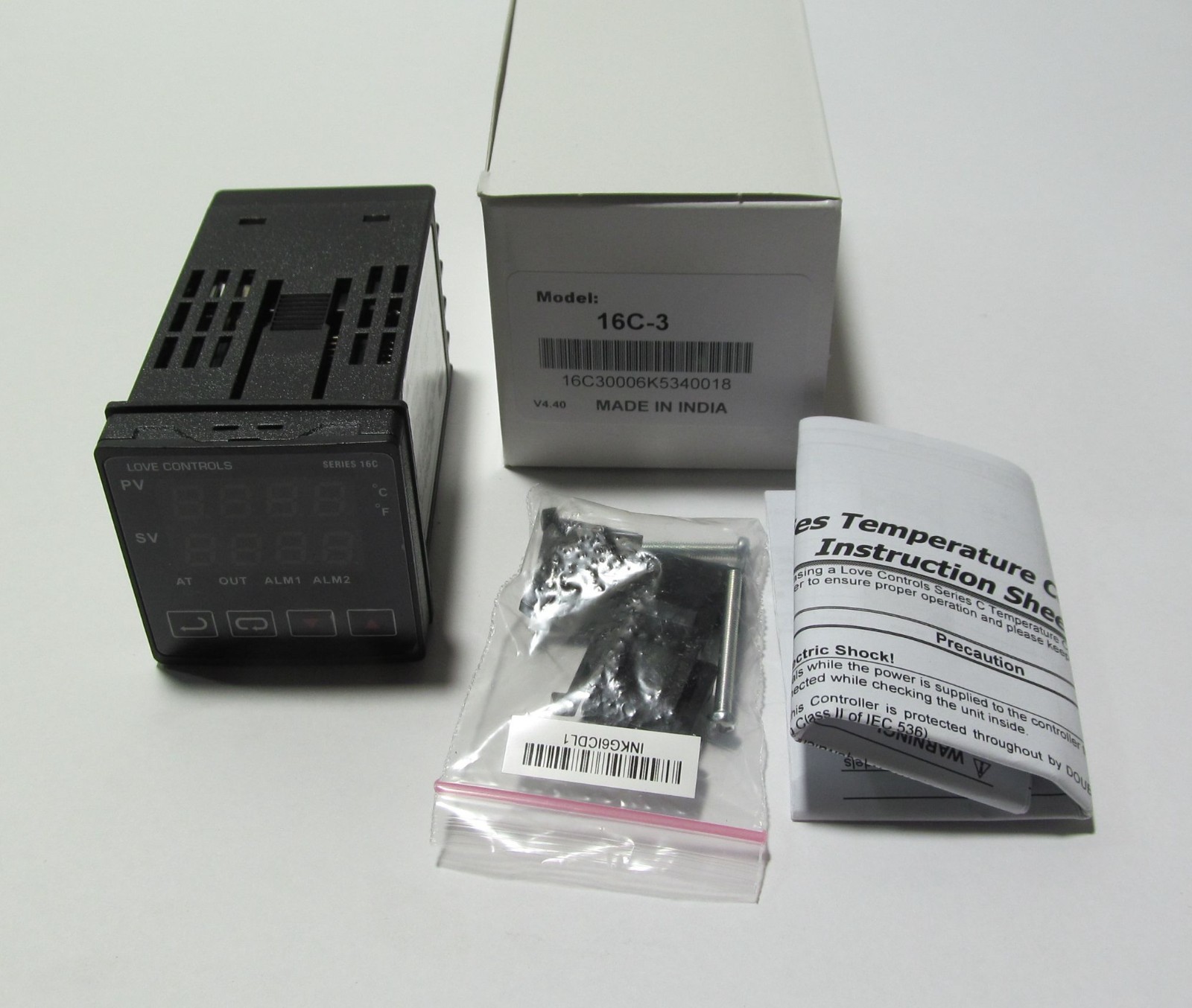 NEW DWYER LOVE CONTROLS 16C-3 1/16 DIN TEMPERATURE CONTROLLER RELAY OUTPUT