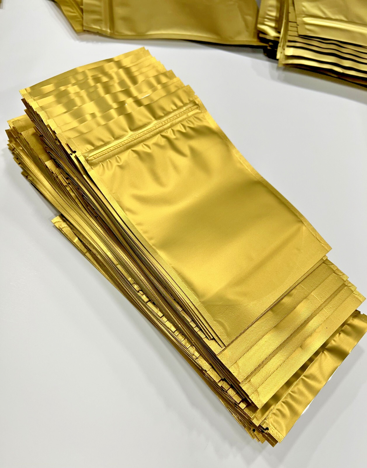 Mylar Bags Bulk QTY Matte Gold Thick 5 Mil Stand-Up 12 x 18 cm Aluminum Foil New