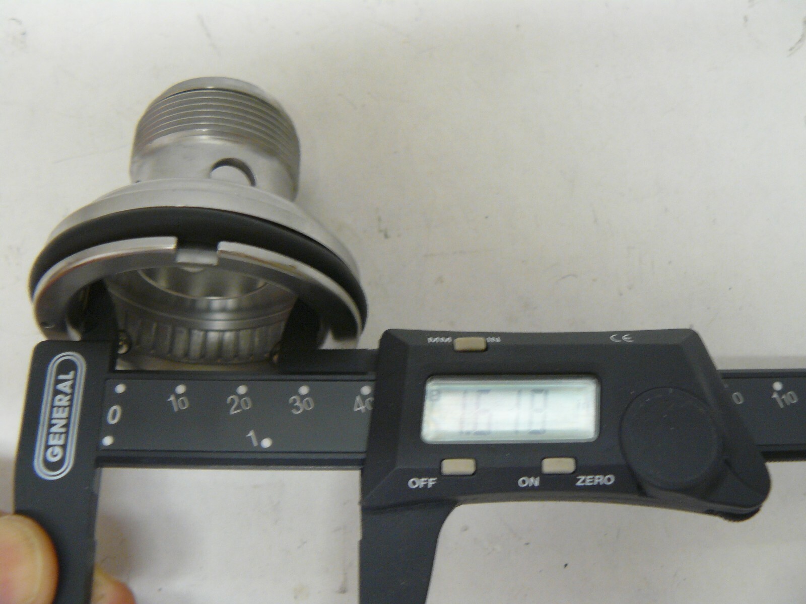 ALCOA 572-01697-013 CAPPING CHUCK NEW