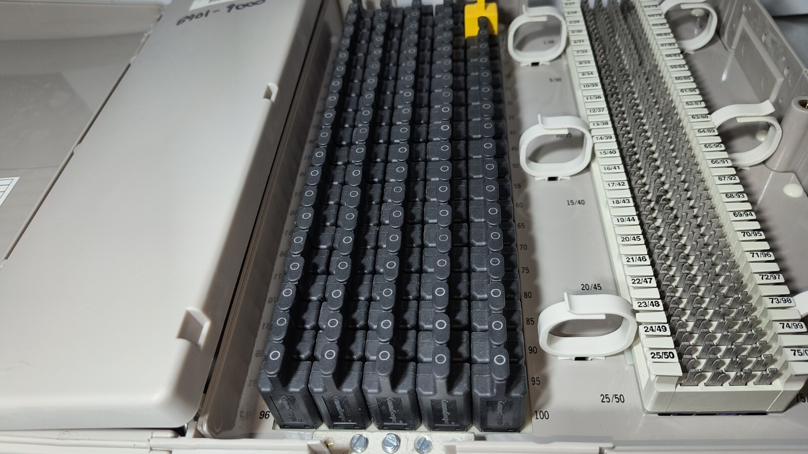 COMMSCOPE INDOOR BEP 489BCC1-100 BUILDING ENTRANCE SURGE PROTECTOR