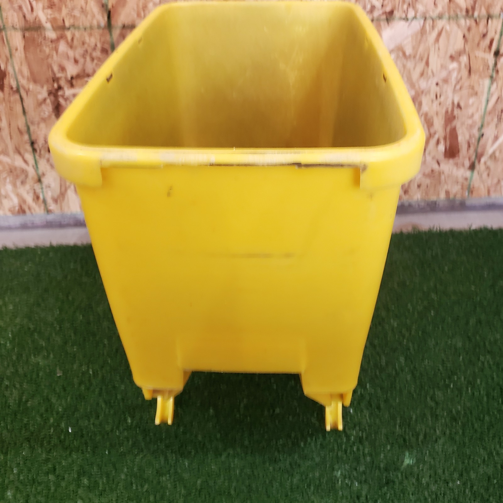 Used Seed Hopper fits John Deere 1750 1760 1780 7200 7300 AA37995 1.6