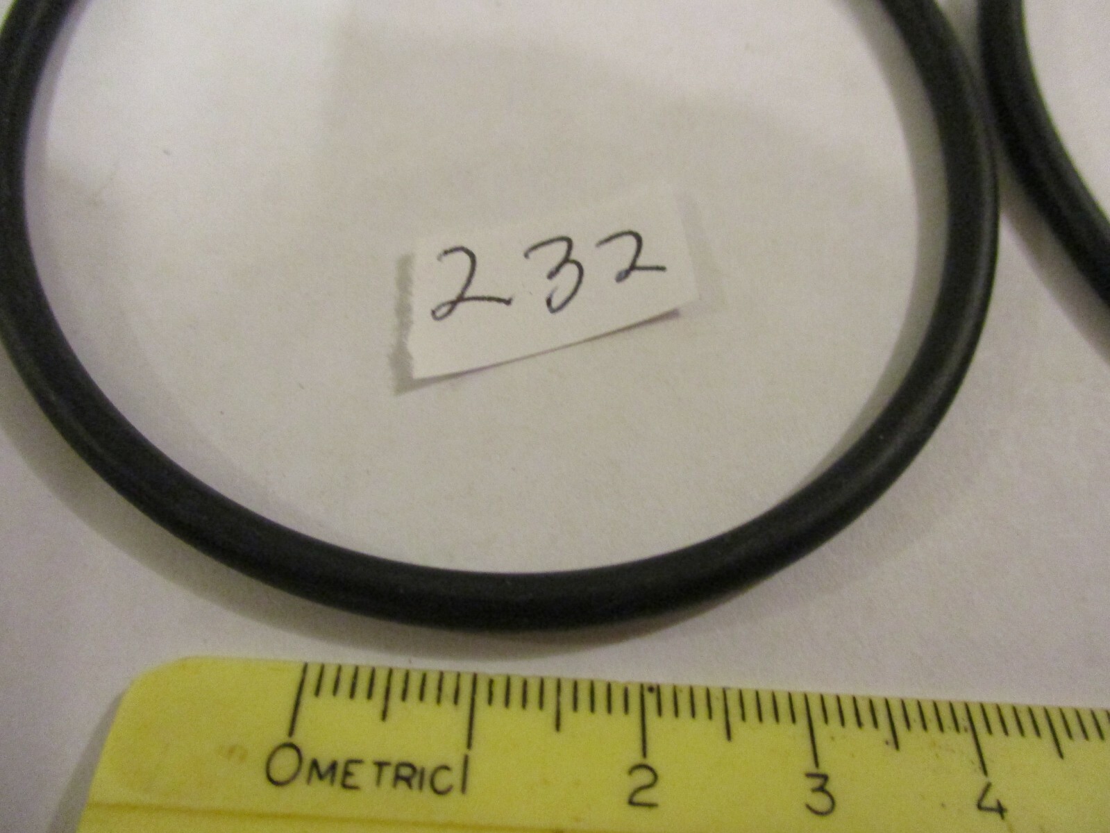 232 O-ring 2-3/4″ ID x 3″ OD x 1/8″ thick. Buna-70. Quan 2.