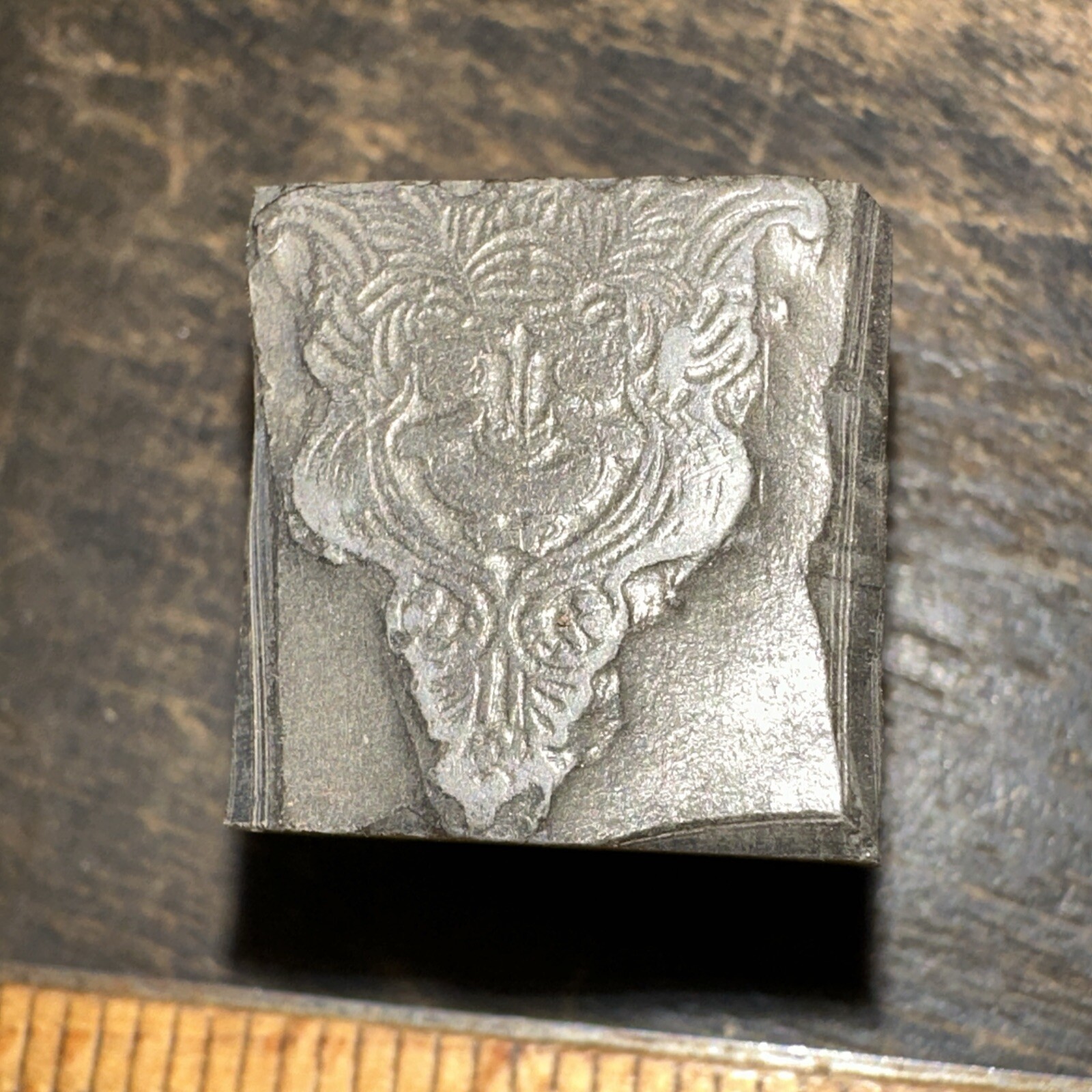 Print Block ( Smiling Face, Tribal Scene ) Lead Block
