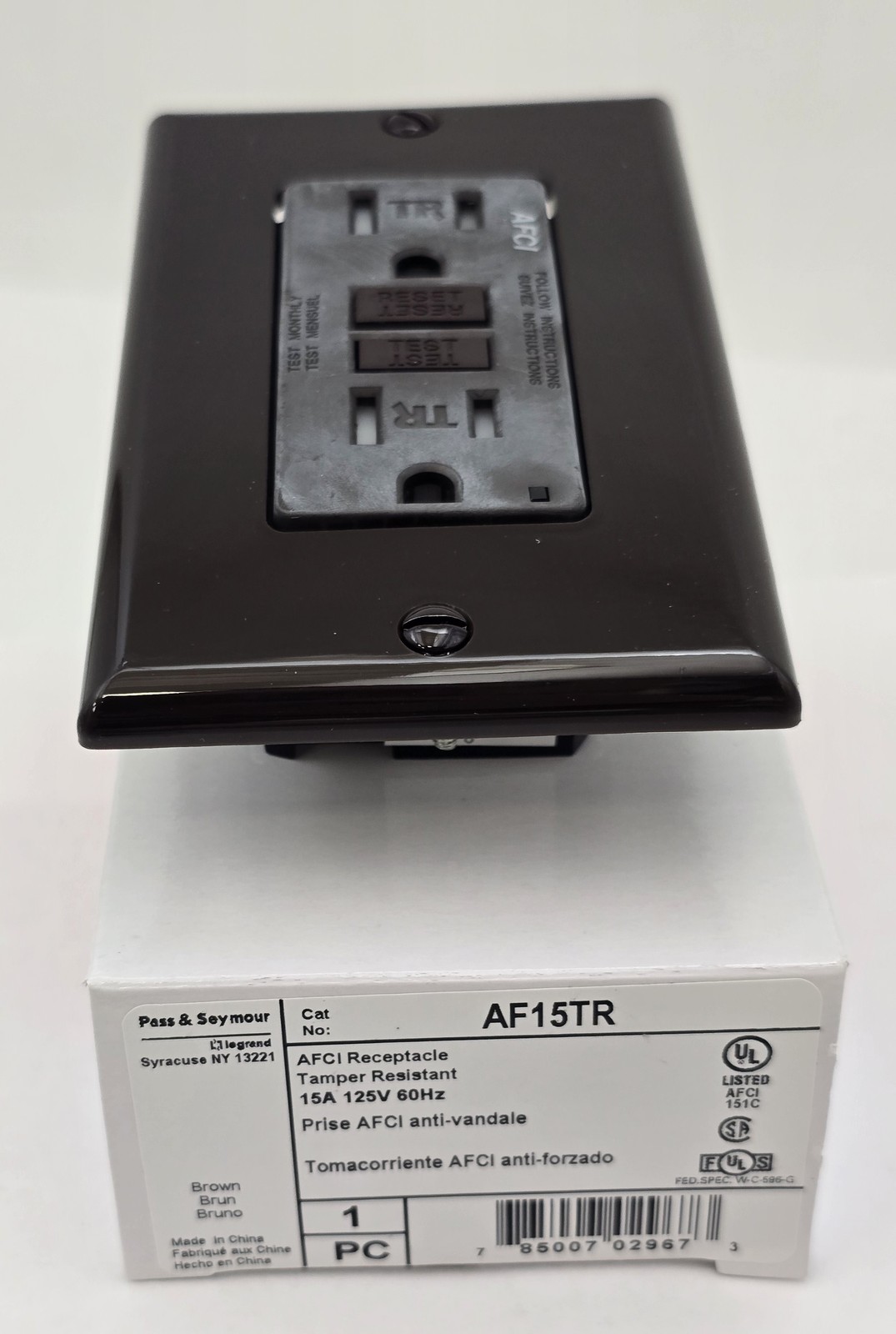 10PC Pass & Seymour AF15TR Tamper-Resistant AFCI Receptacle 15A 125V 60Hz