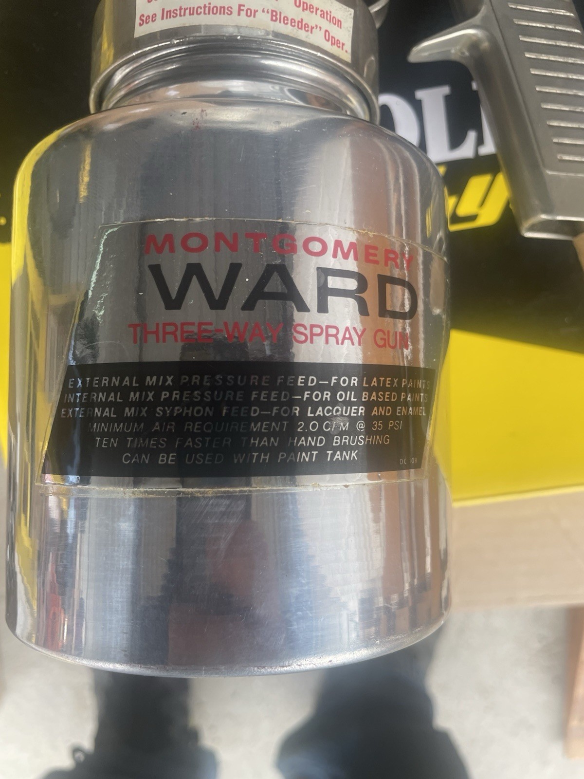 Vintage Montgomery Ward 3 Way Spray Gun