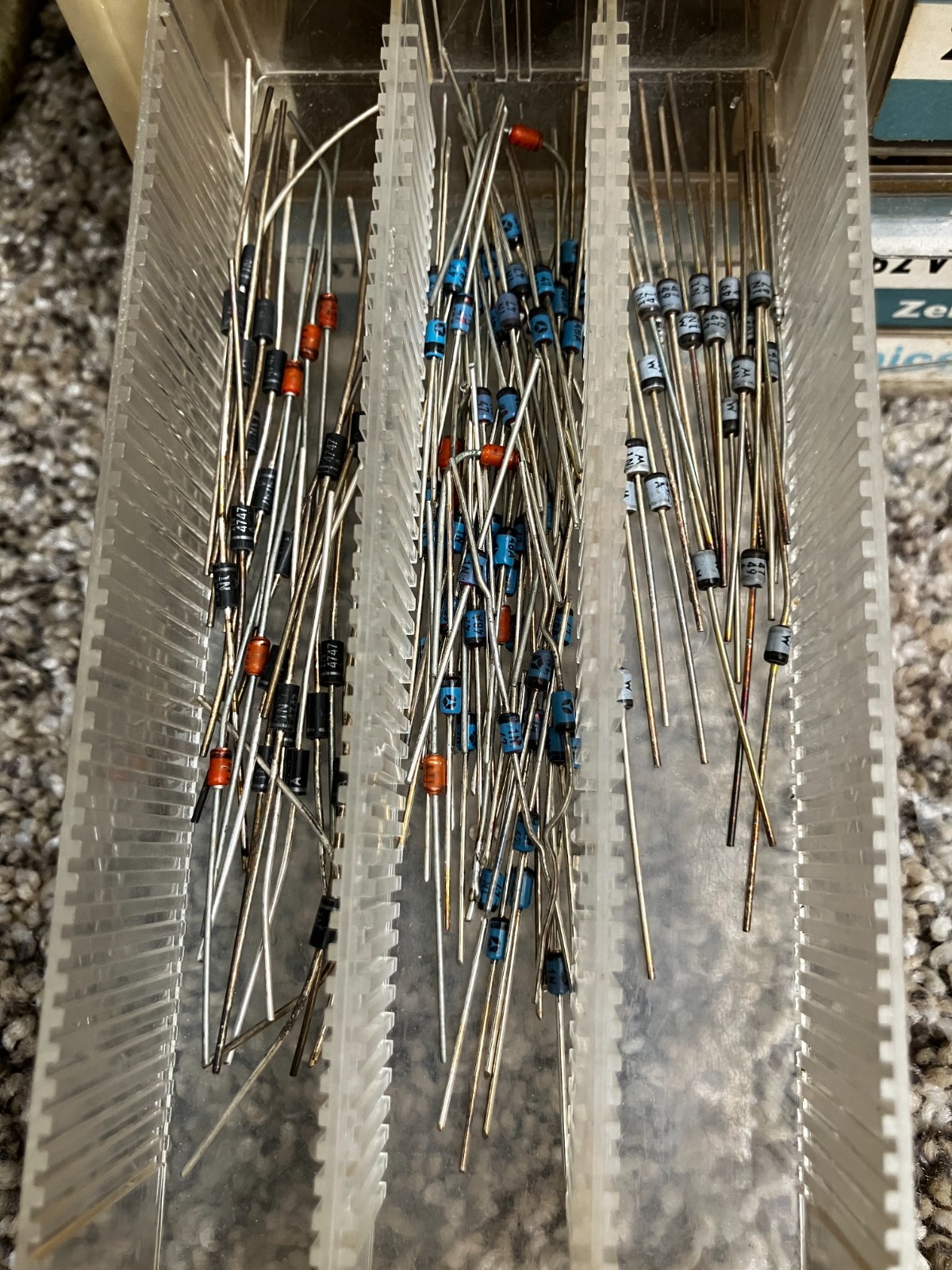 Motorola Zener Diodes Large Assortment 3.3V – 100V – variable count of each