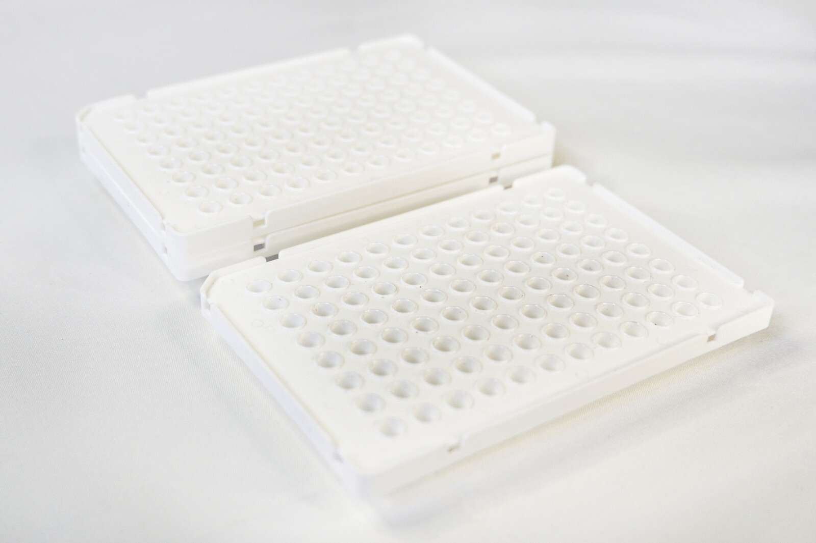 384 Well PCR Plate, 40 ul