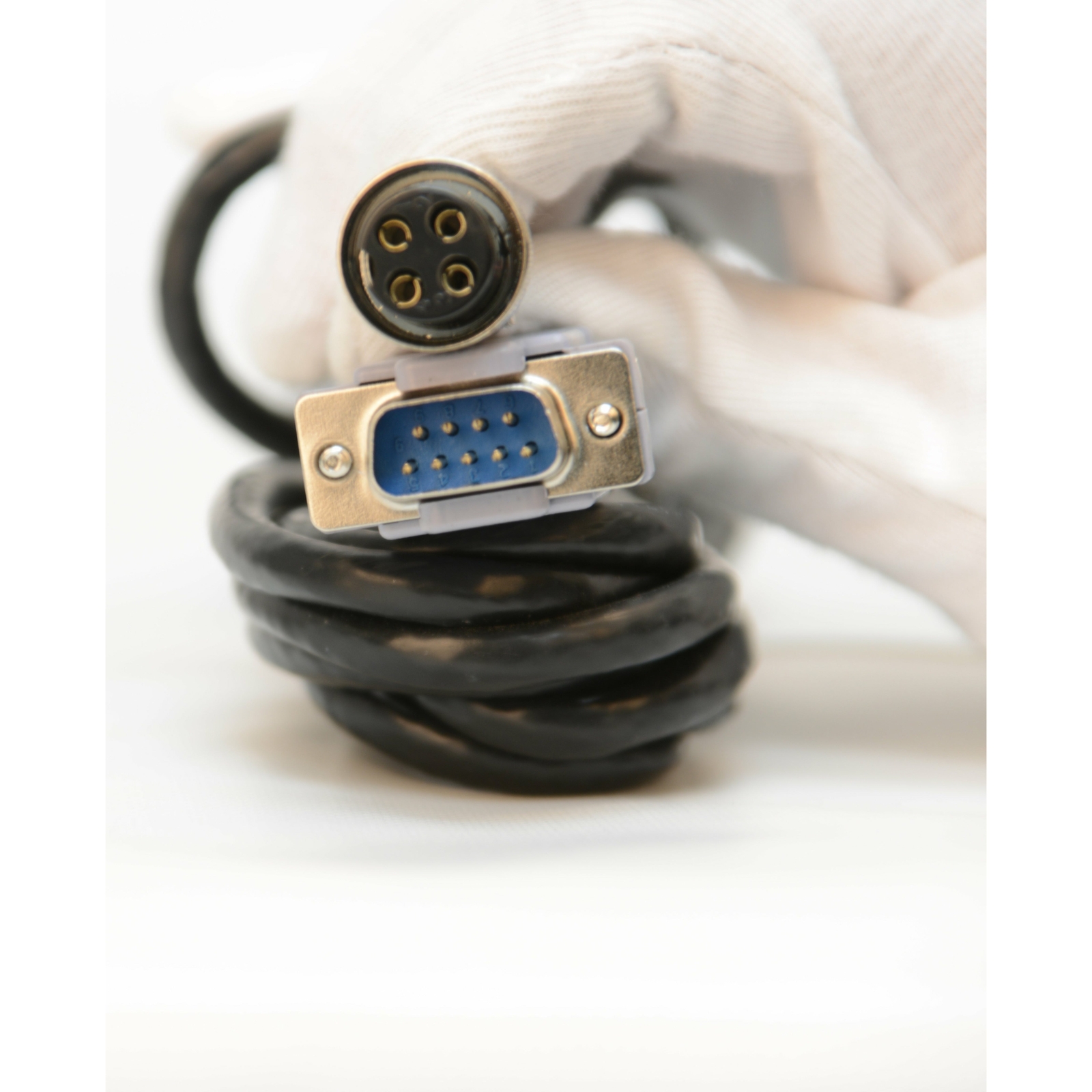 Variety of sizes in 15′ Scale Cable with Connector for Indicator and Floor Scale