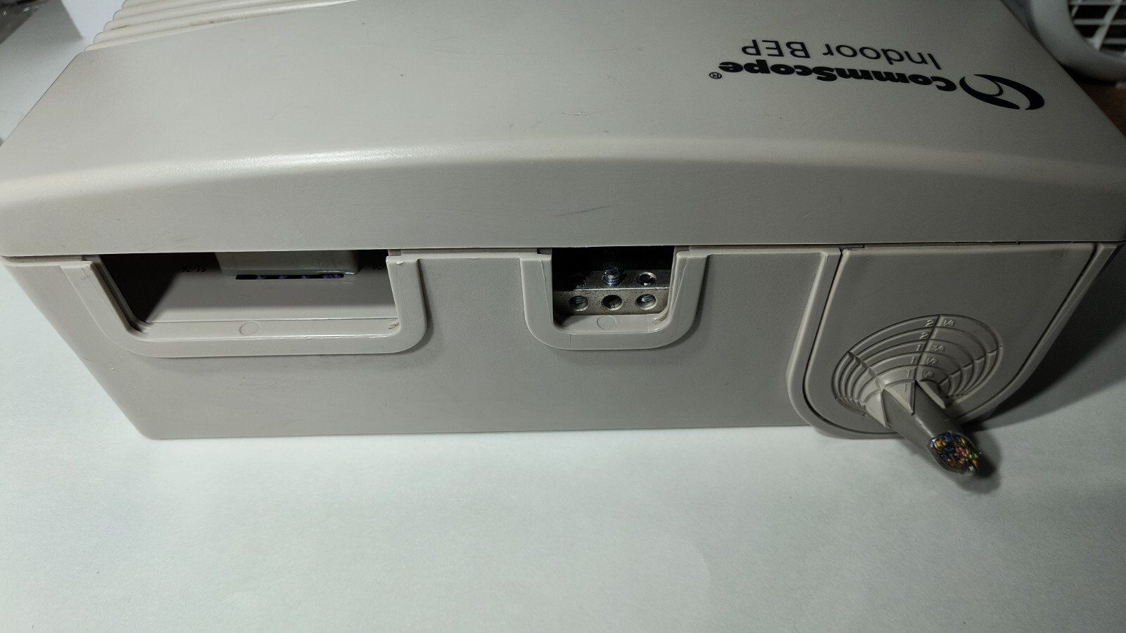 COMMSCOPE INDOOR BEP 489BCC1-100 BUILDING ENTRANCE SURGE PROTECTOR