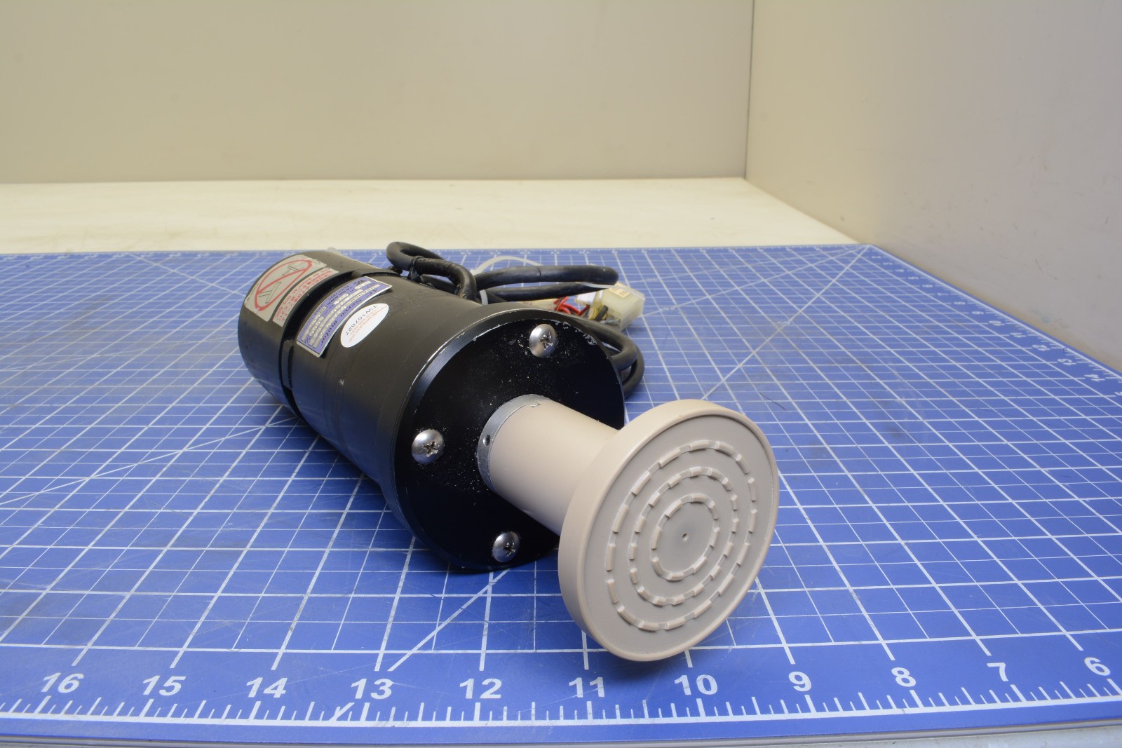 USAHEM-01AB2WX / SERVO MOTOR, 100W, 1.2 KG.CM / YASKAWA AMERICA INC