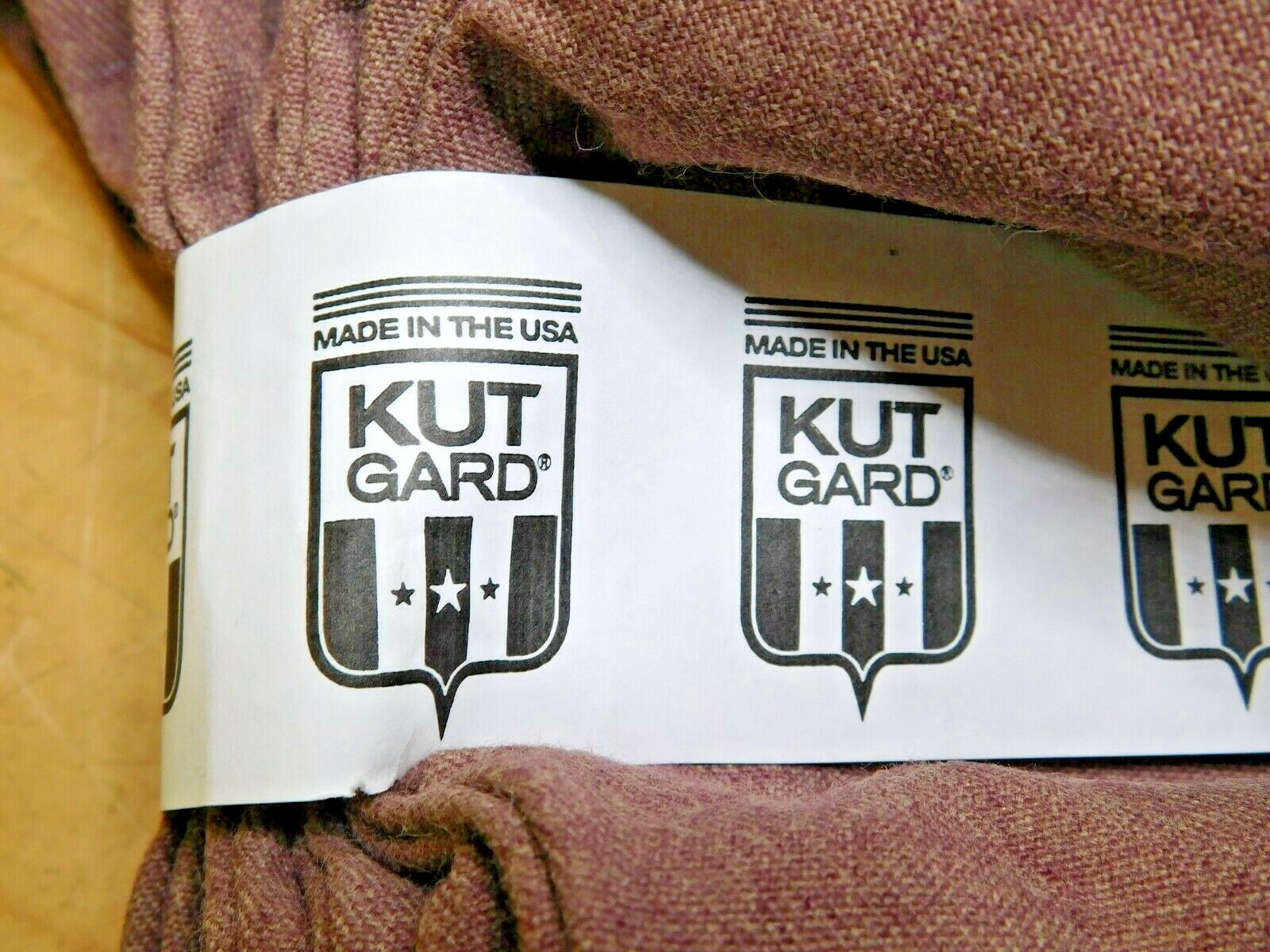 12 SLEEVES PIP KUT-GARD Cut-Resistant Arm Sleeve w/Thumb Hole 22″L 10-K4622