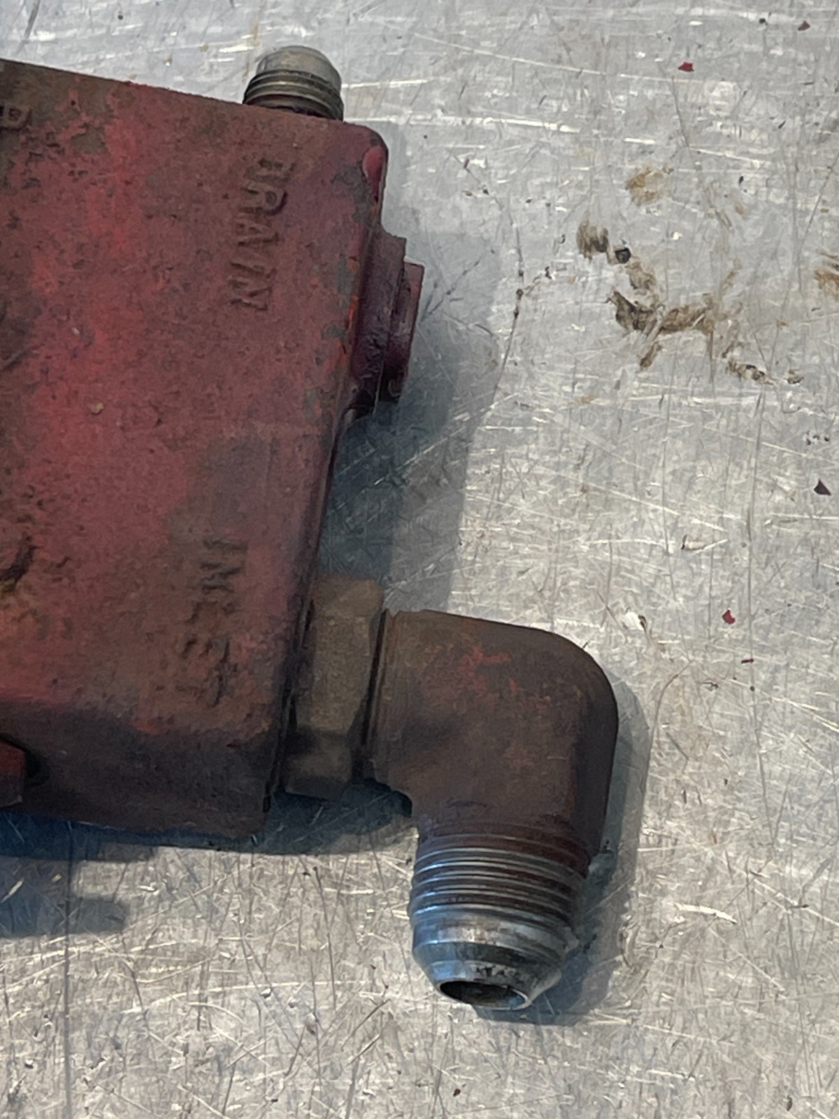 1967 International IH 444 Tractor Hydraulic Valve Block