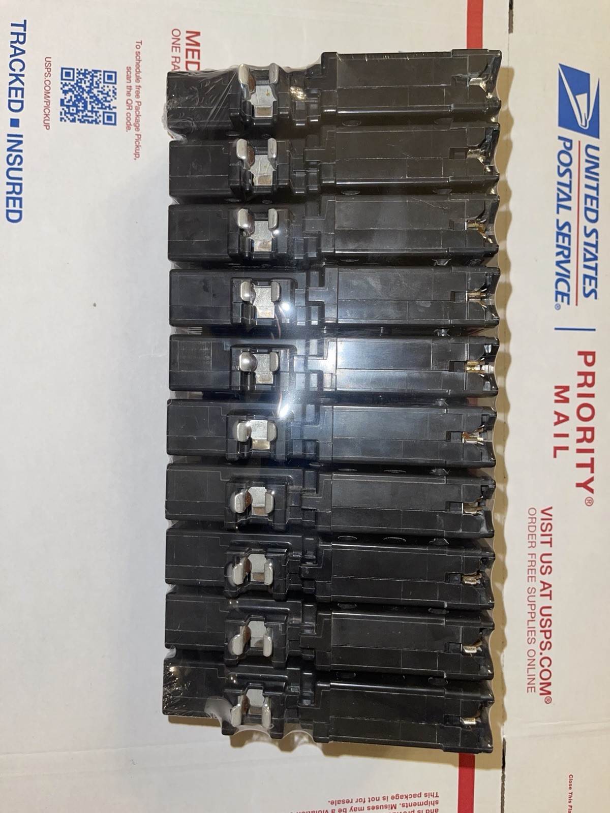 10 x SQUARE D HOMELINE HOM115PCAFI 15A PLUG ON NEUTRAL ARC-FAULT AFCI
