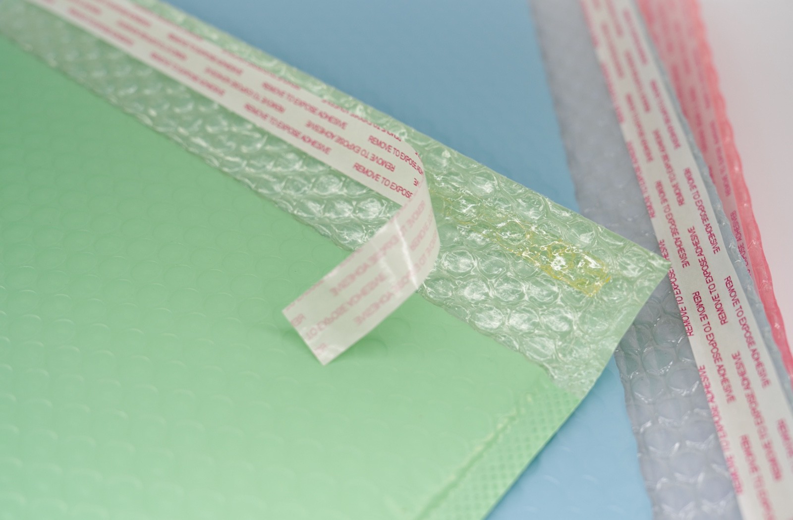 15×18.2 in Waterproof Bubble Mailers Multicolor Shipping Bubble Padded Envelops