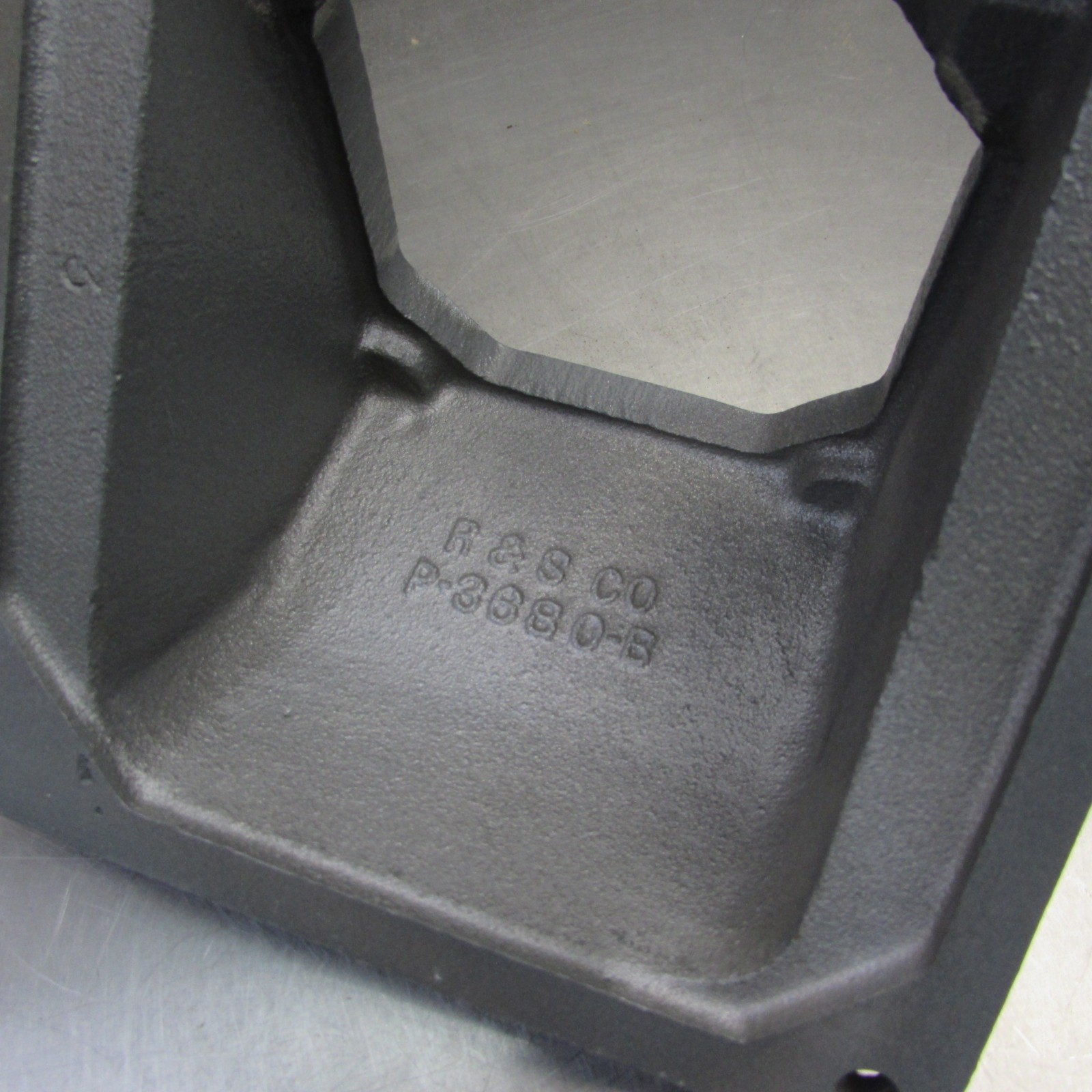 T&B Russellstoll JAA10-45 J-Line 45 Degree Vertical Angle Assy 100A 480/600VAC
