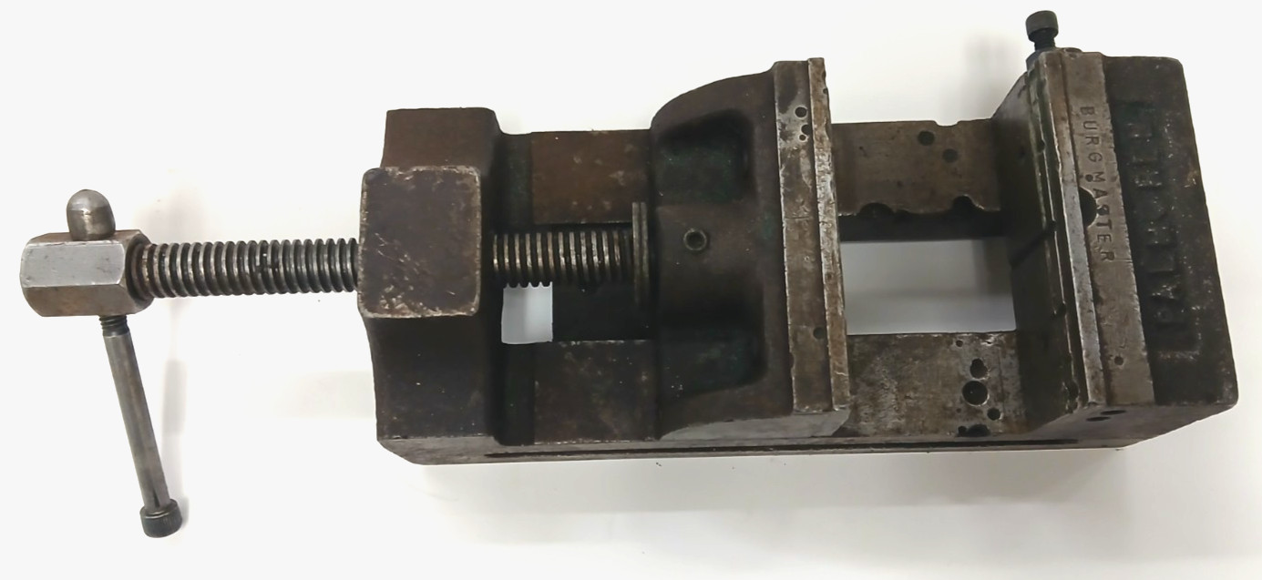BURGMASTER PALMGREN DRILL PRESS VISE THROAT CAP 5-3/4″ WIDTH 4″ DEPTH 1-3/4″