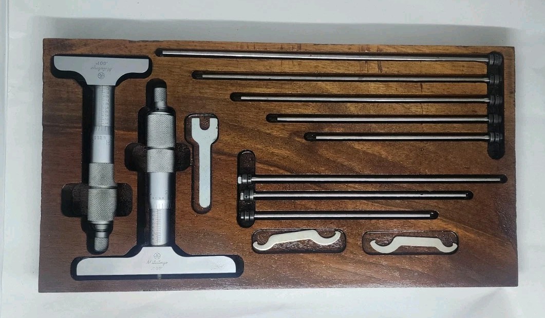 Mitutoyo Depth Gauges 0-6″ Set In Custom Wood Holder 2-3/8″ & 4″ Bases