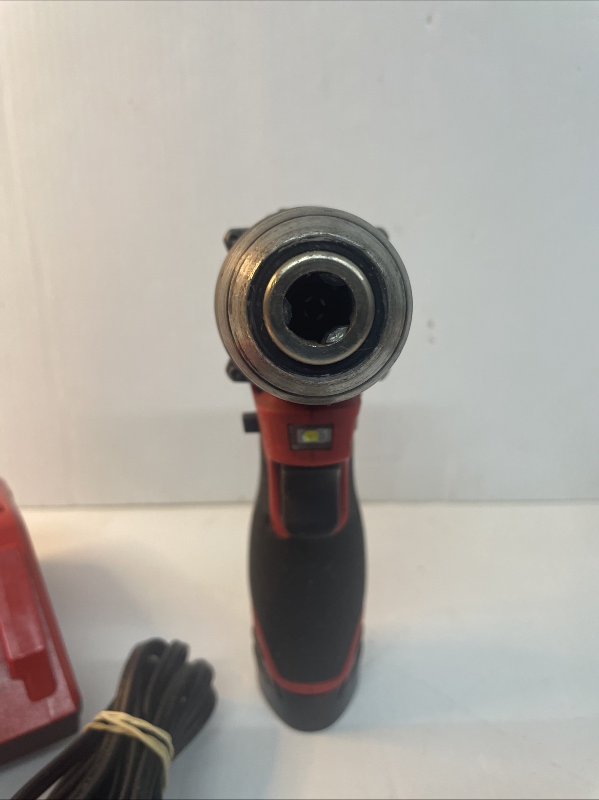 MILWAUKEE TOOLS 3404-20 Hammer Drill/Driver W/1.5 Ah Battery & Charger – Used