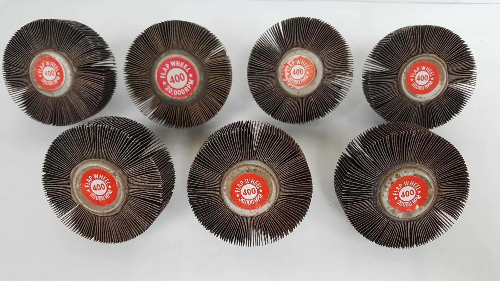 1″ X 1″ X 1/4″-20 – Kelco Mounted Flap Wheel, Aluminum Oxide, Resin-Bonded