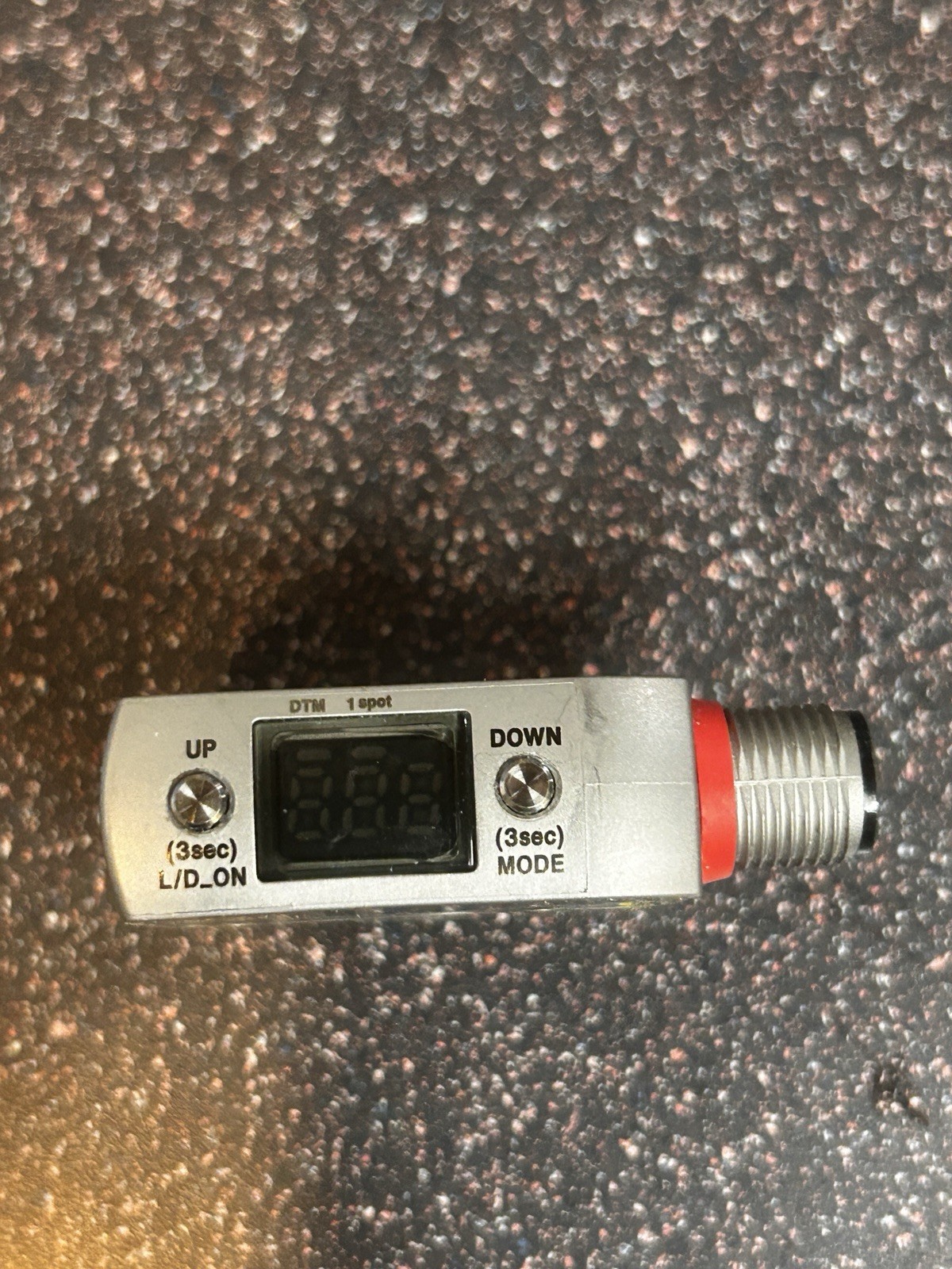 KEYENCE LR-ZH490CB Self-Contained CMOS Laser Sensor – New / Unused