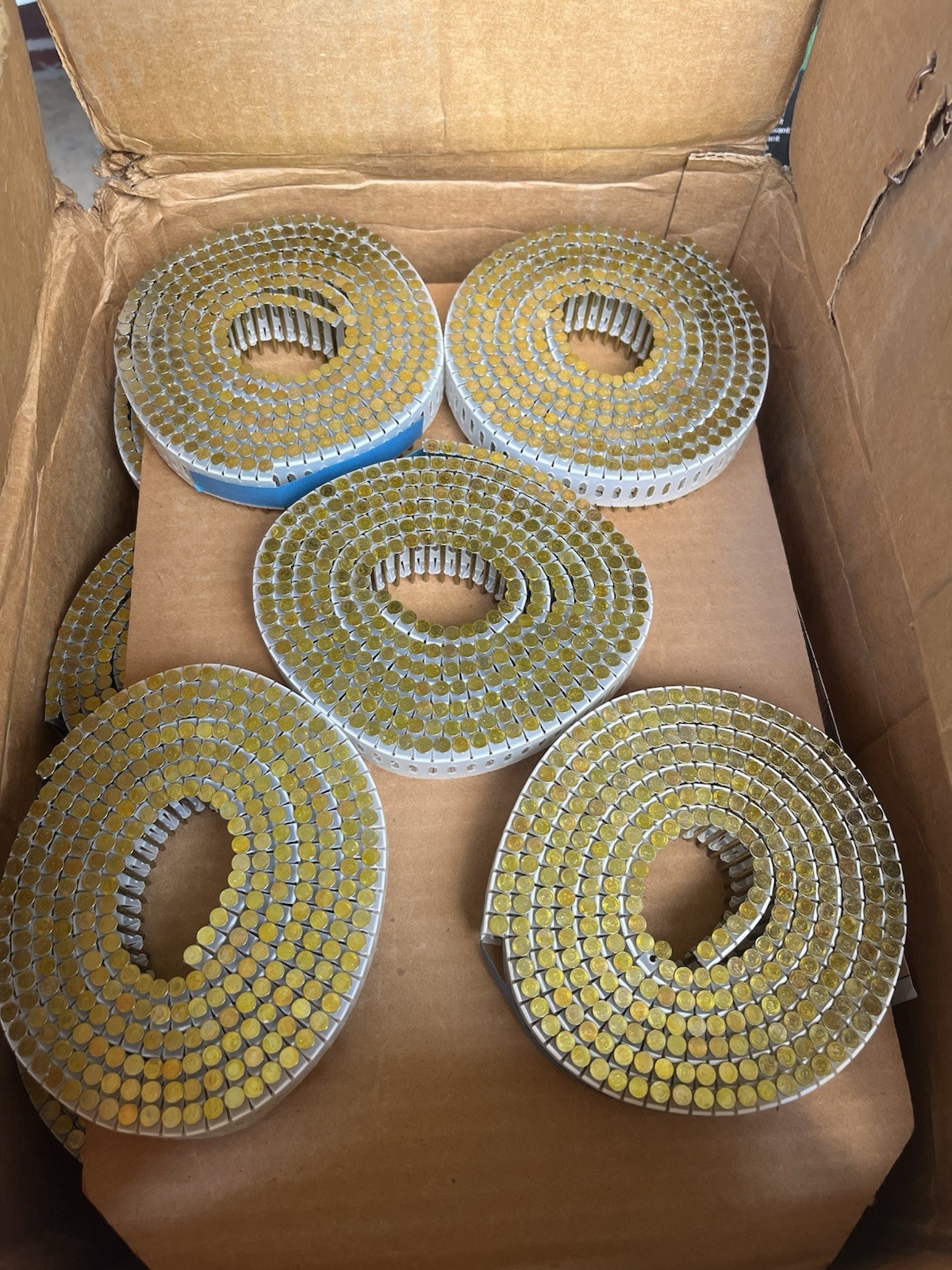 Duo-Fast 1-1/4” Smooth Shank Galvanized Steel (300 per Coil) – Lot of 10 Coils